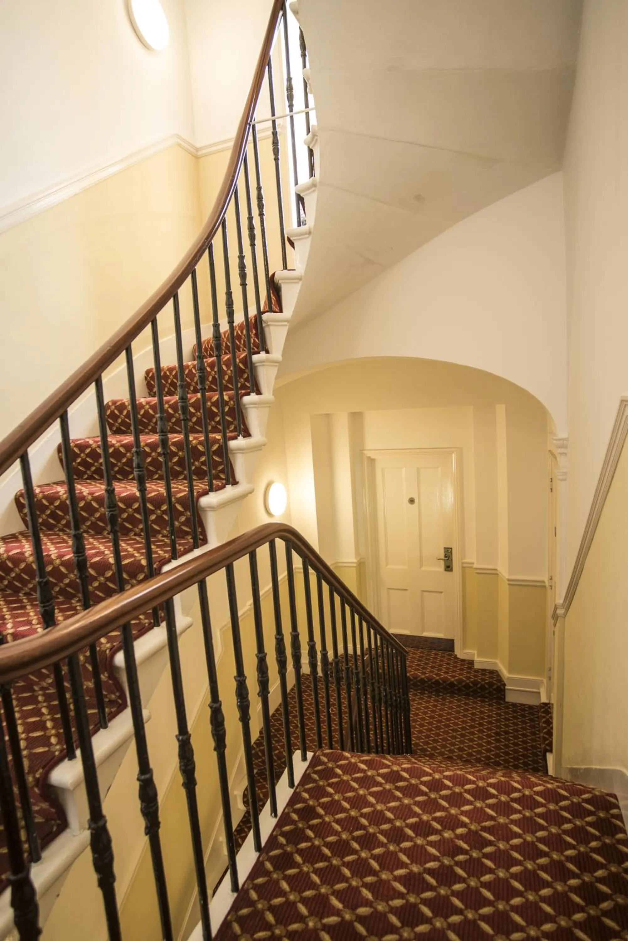 Property building in The Darlington Hyde Park