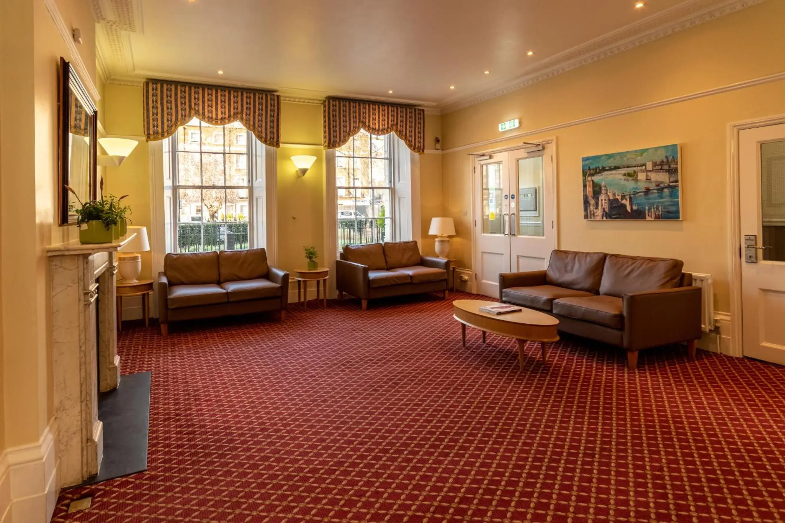 Lobby or reception in The Darlington Hyde Park Lobby or reception in The Darlington Hyde Park
