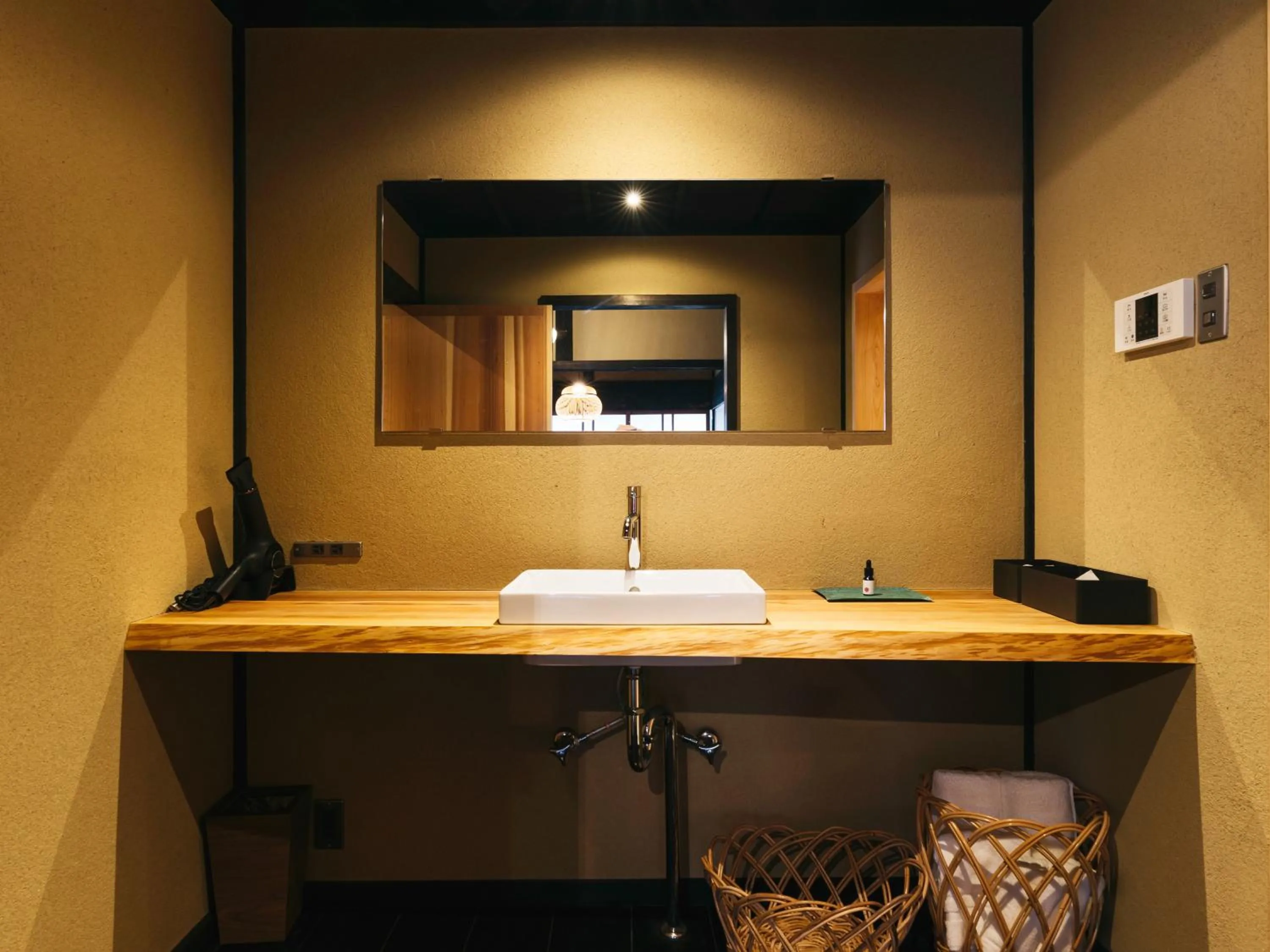 Photo of the whole room in RITA Izumo Sagiura