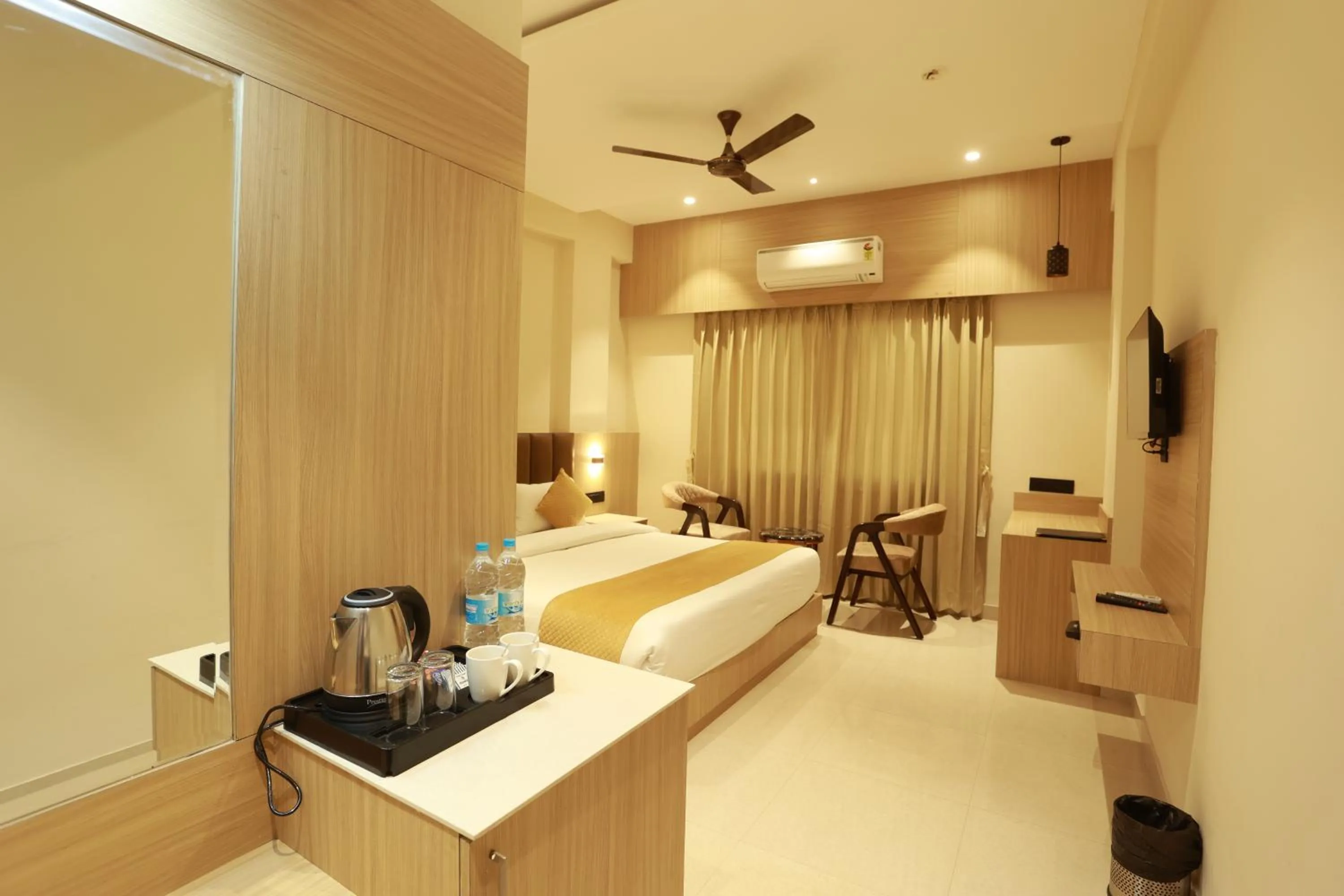 Hotel Taviral Regency