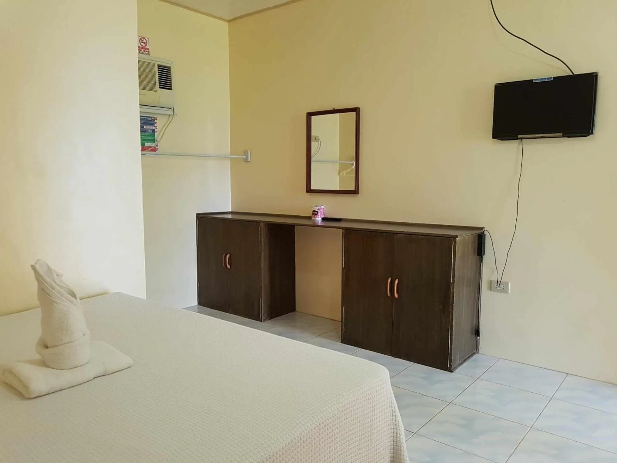 Photo of the whole room, Bed in Dancalan Beach Resort