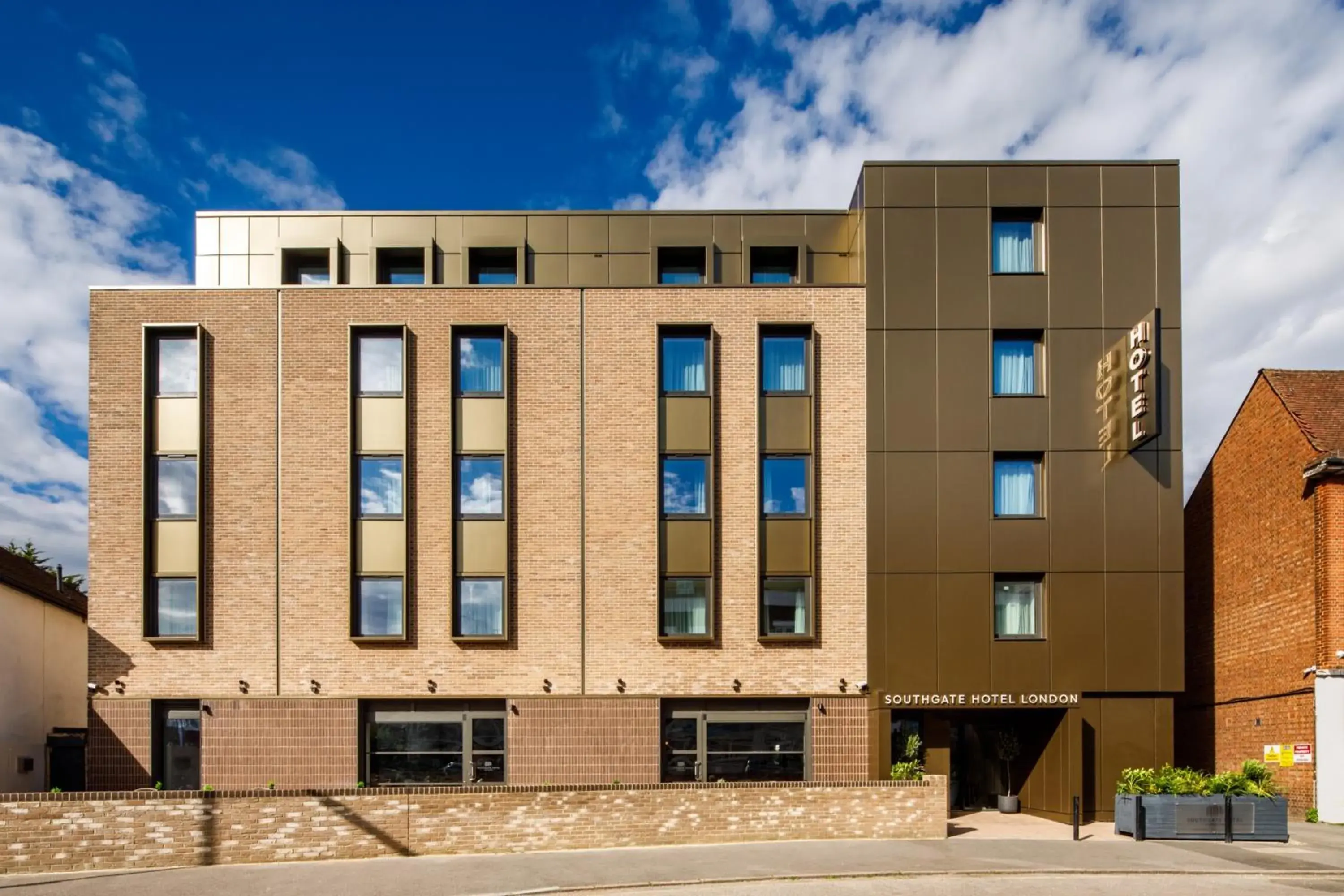 Property building in Southgate Hotel London Property building in Southgate Hotel London