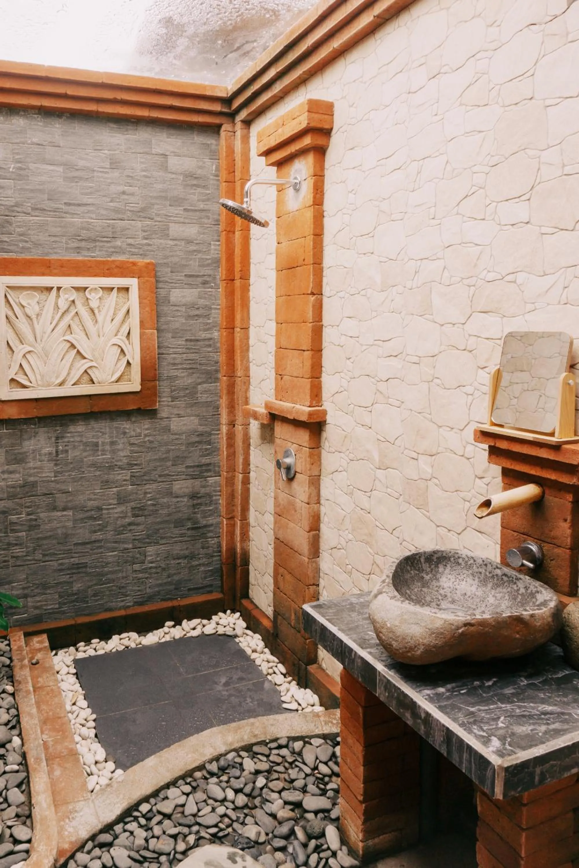 Shower in Camaradvipa Retreat Munduk