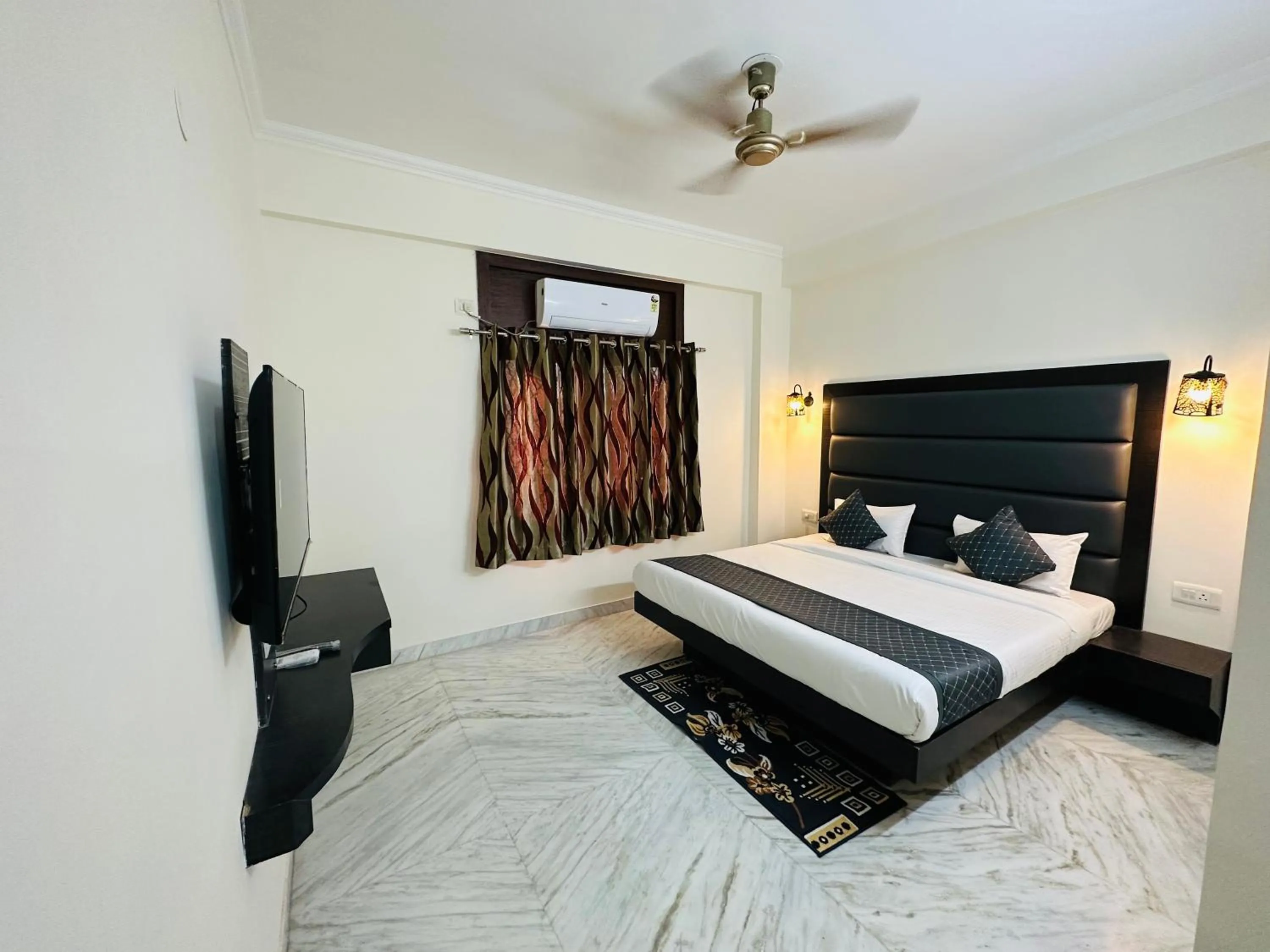 Bed in Sheela Homestay