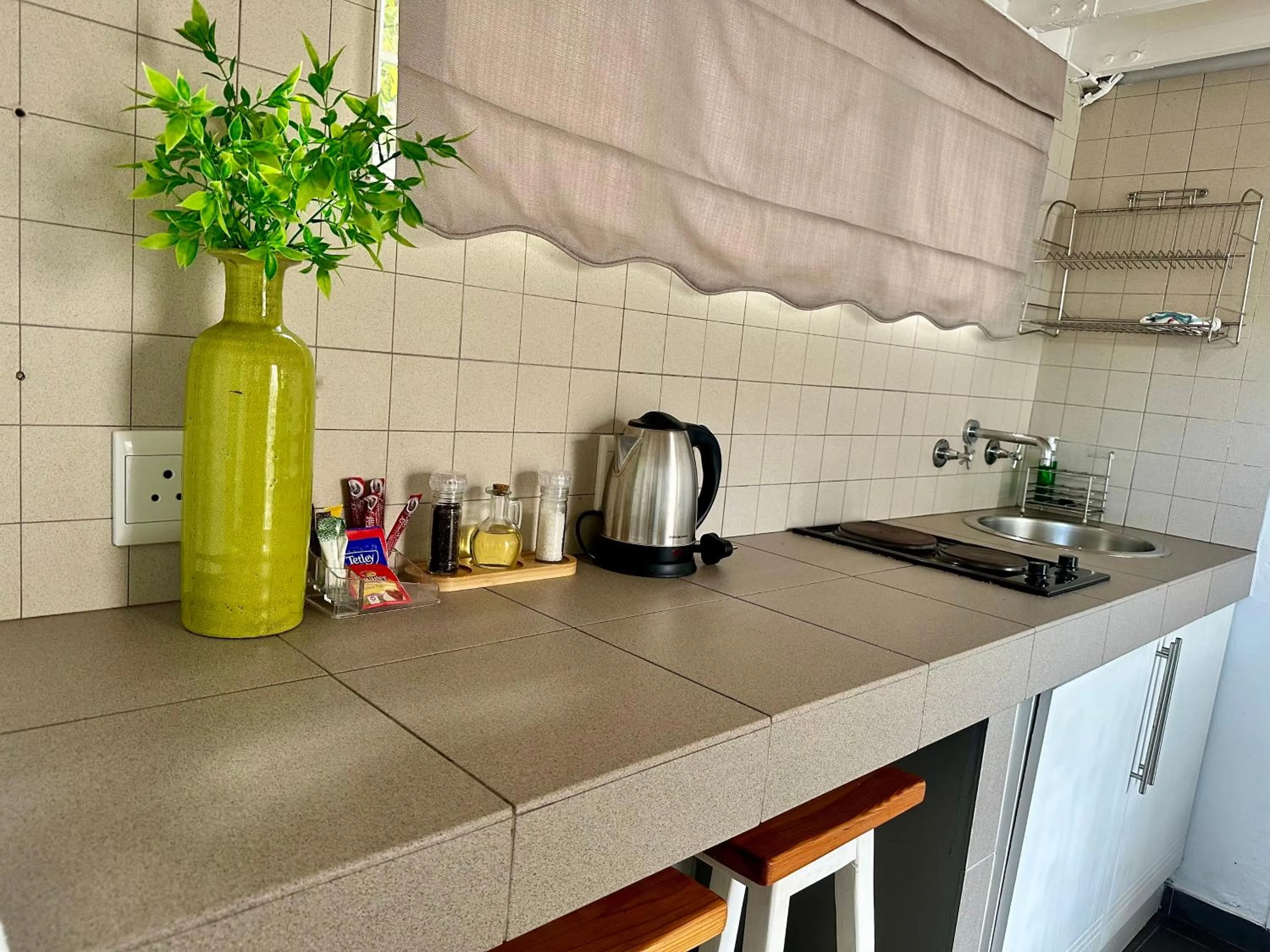 Musgrave Avenue Guest Lodge