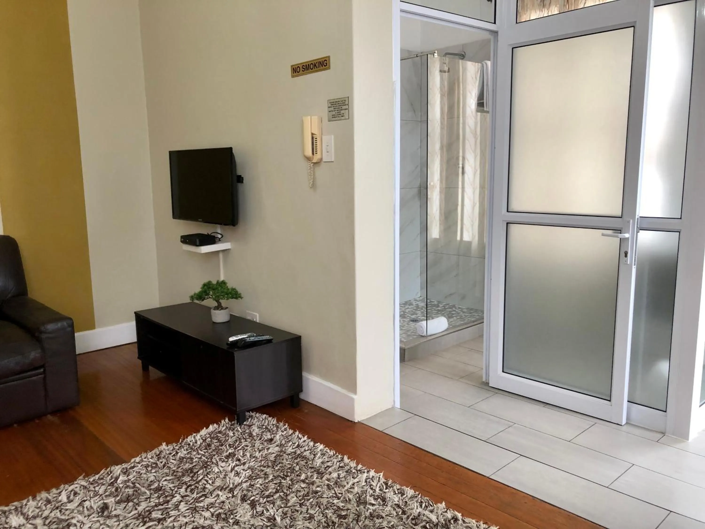 Musgrave Avenue Guest Lodge