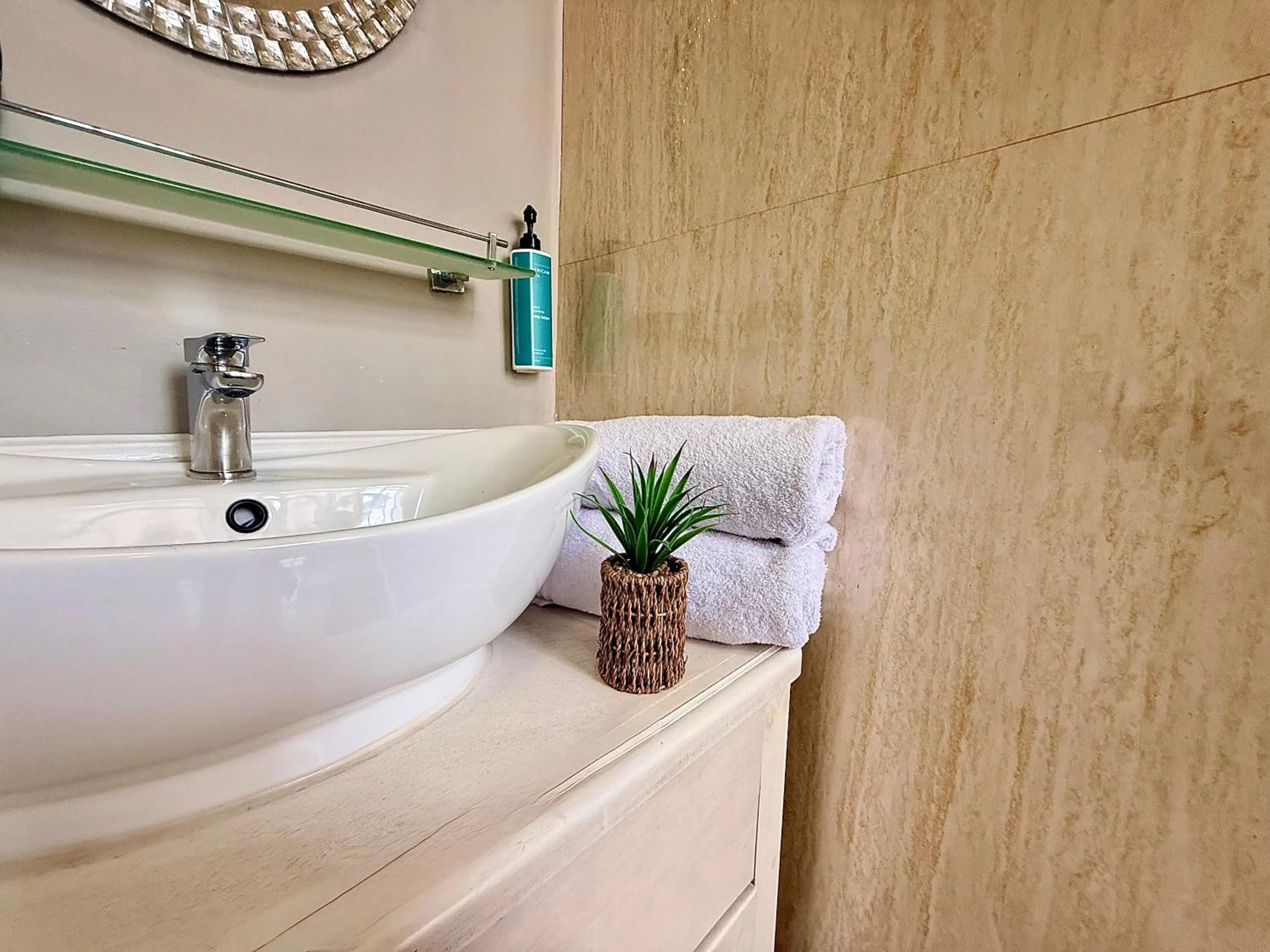 Musgrave Avenue Guest Lodge