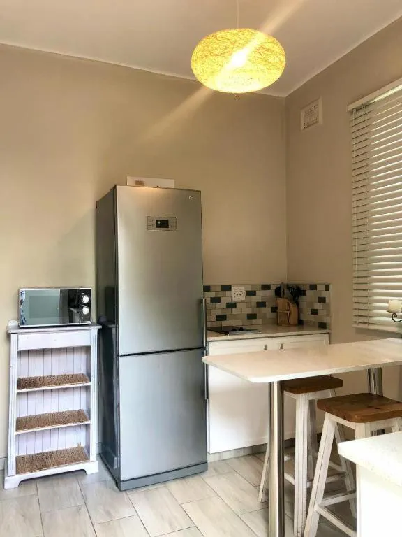 oven in Musgrave Avenue Guest Lodge