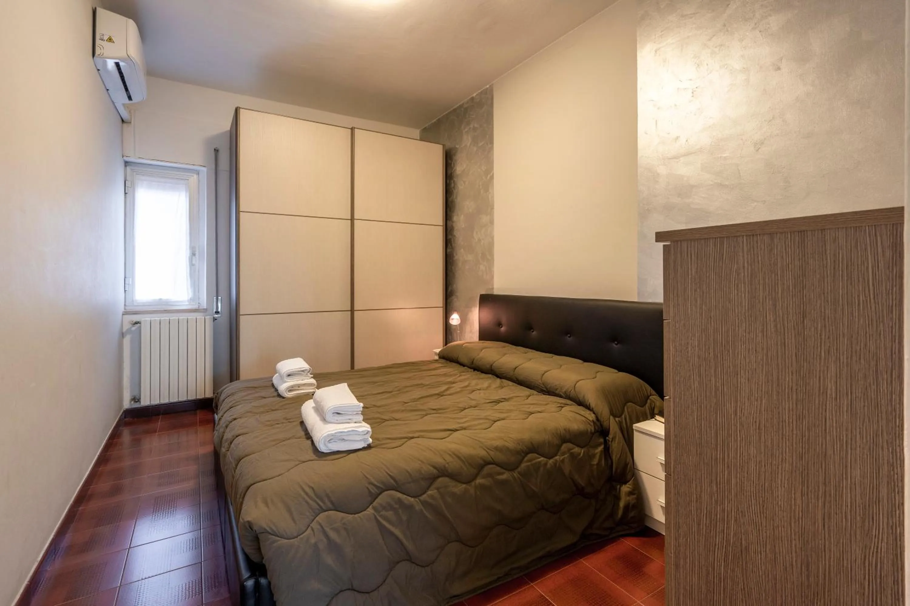 Bedroom, Bed in GuestHost - Villa Torre Leporano a due passi dal mare