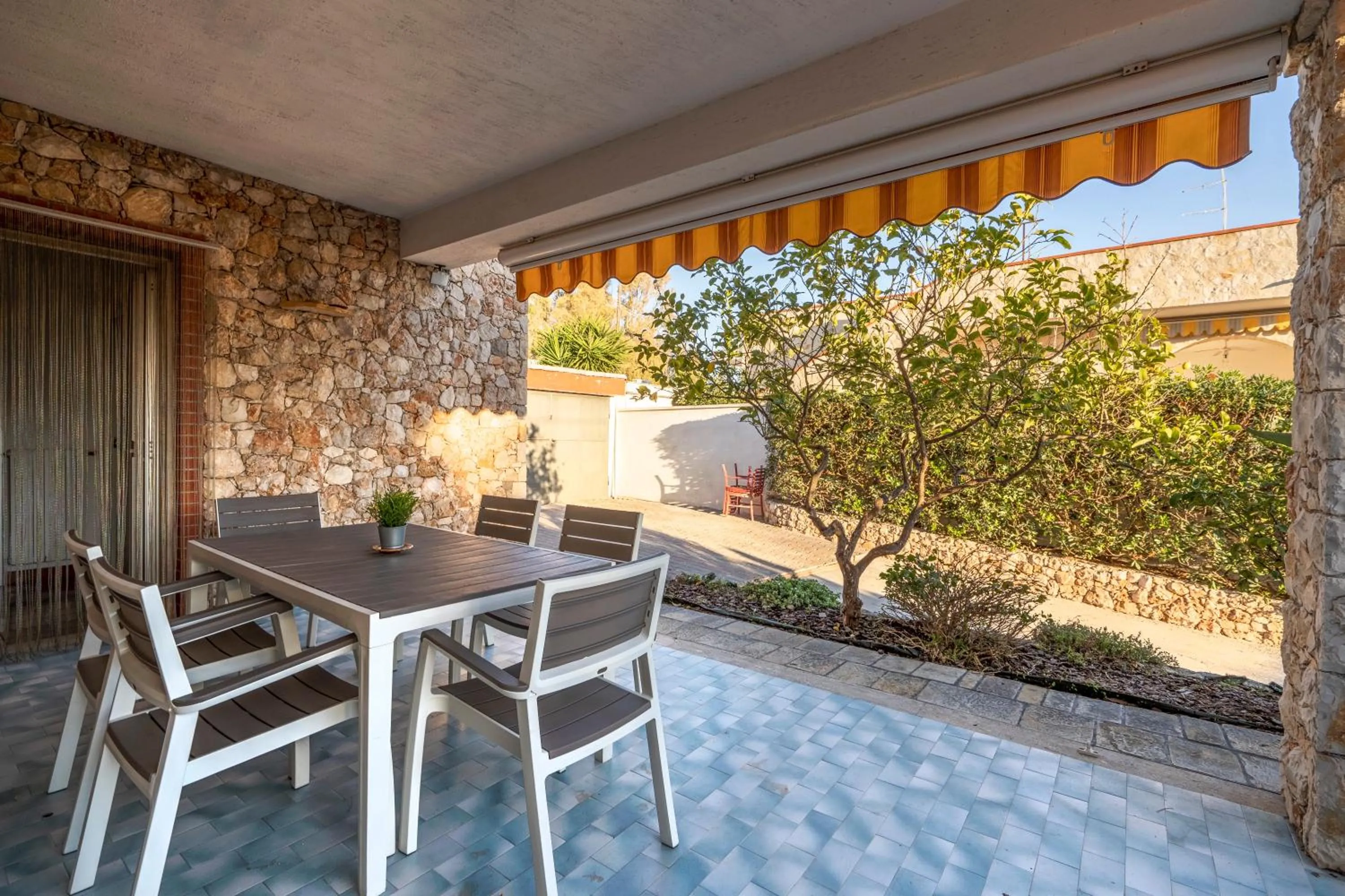Patio in GuestHost - Villa Torre Leporano a due passi dal mare