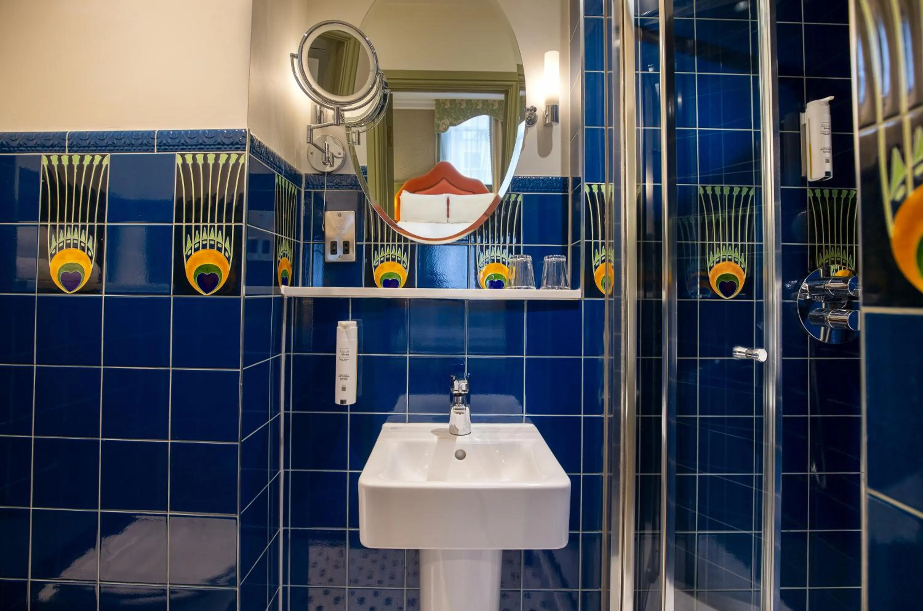 Bathroom in Elmbank York, Tapestry Collection by Hilton