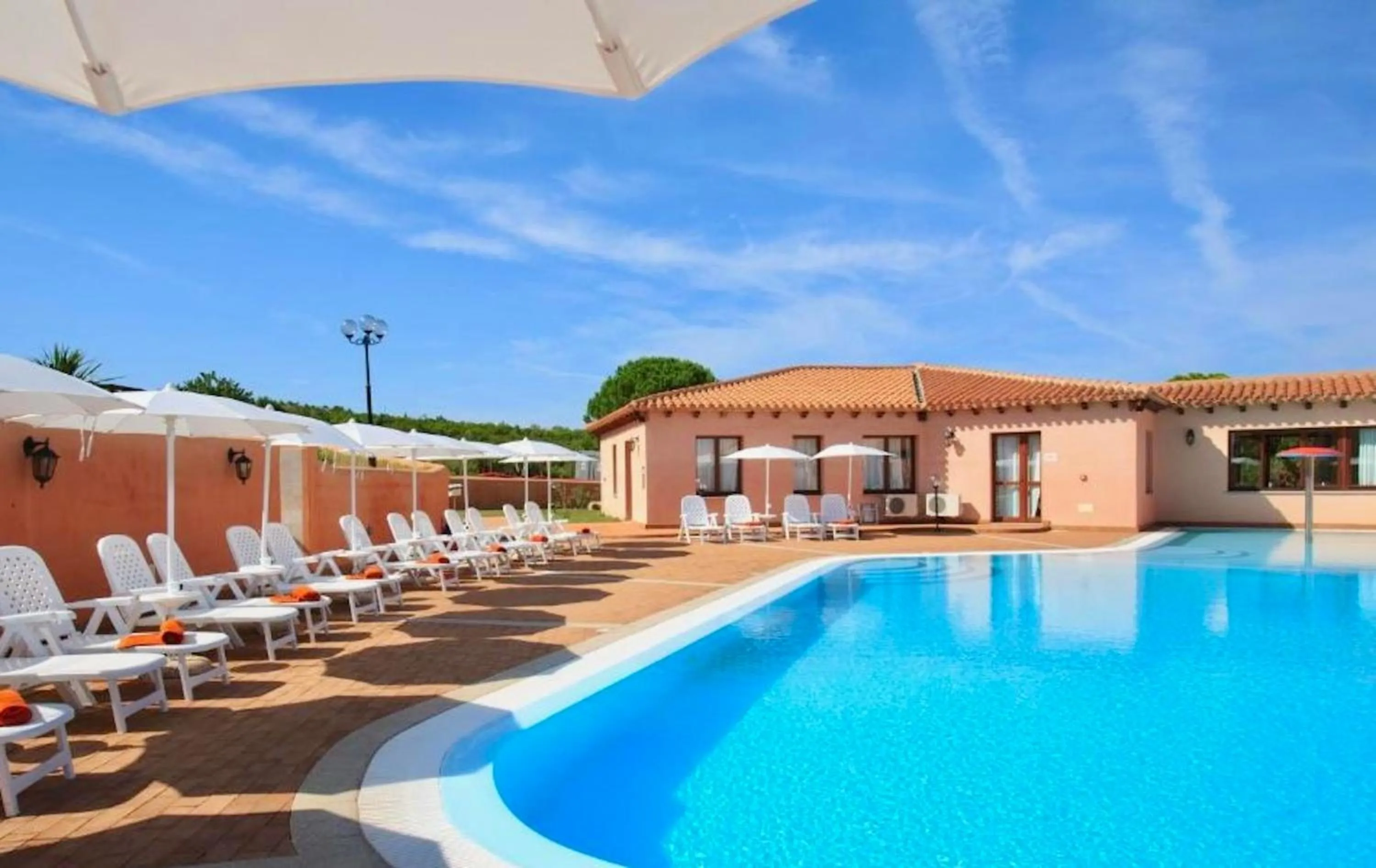 Swimming pool in Residence Baia dei Mirti