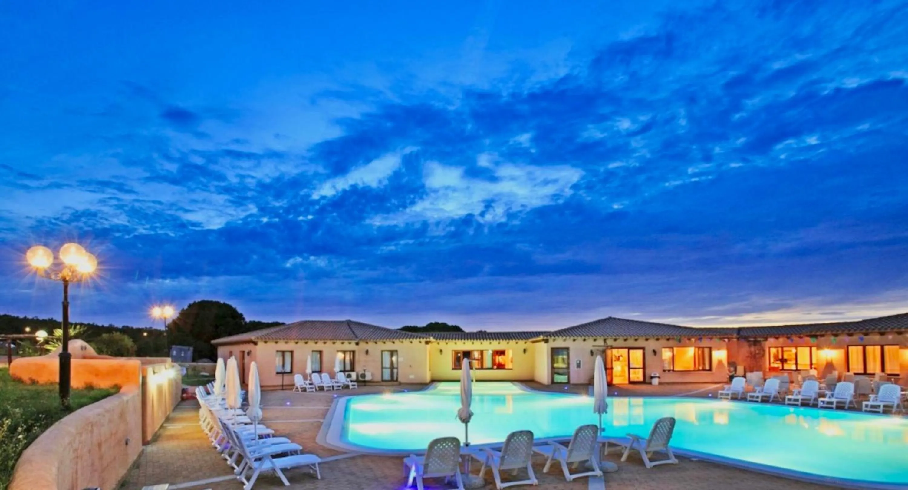 Swimming pool in Residence Baia dei Mirti