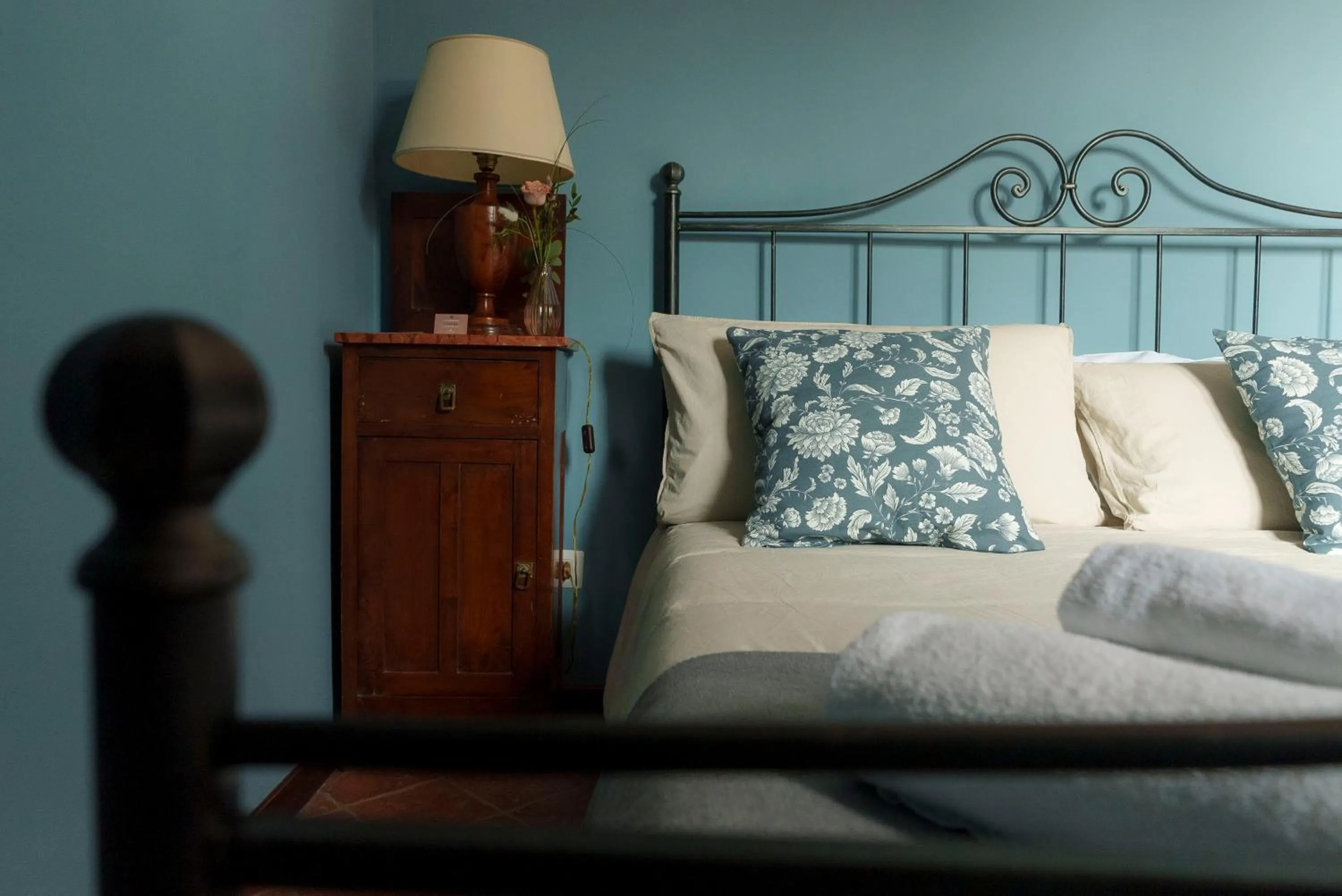 Photo of the whole room, Bed in Relais di campagna la polledrara