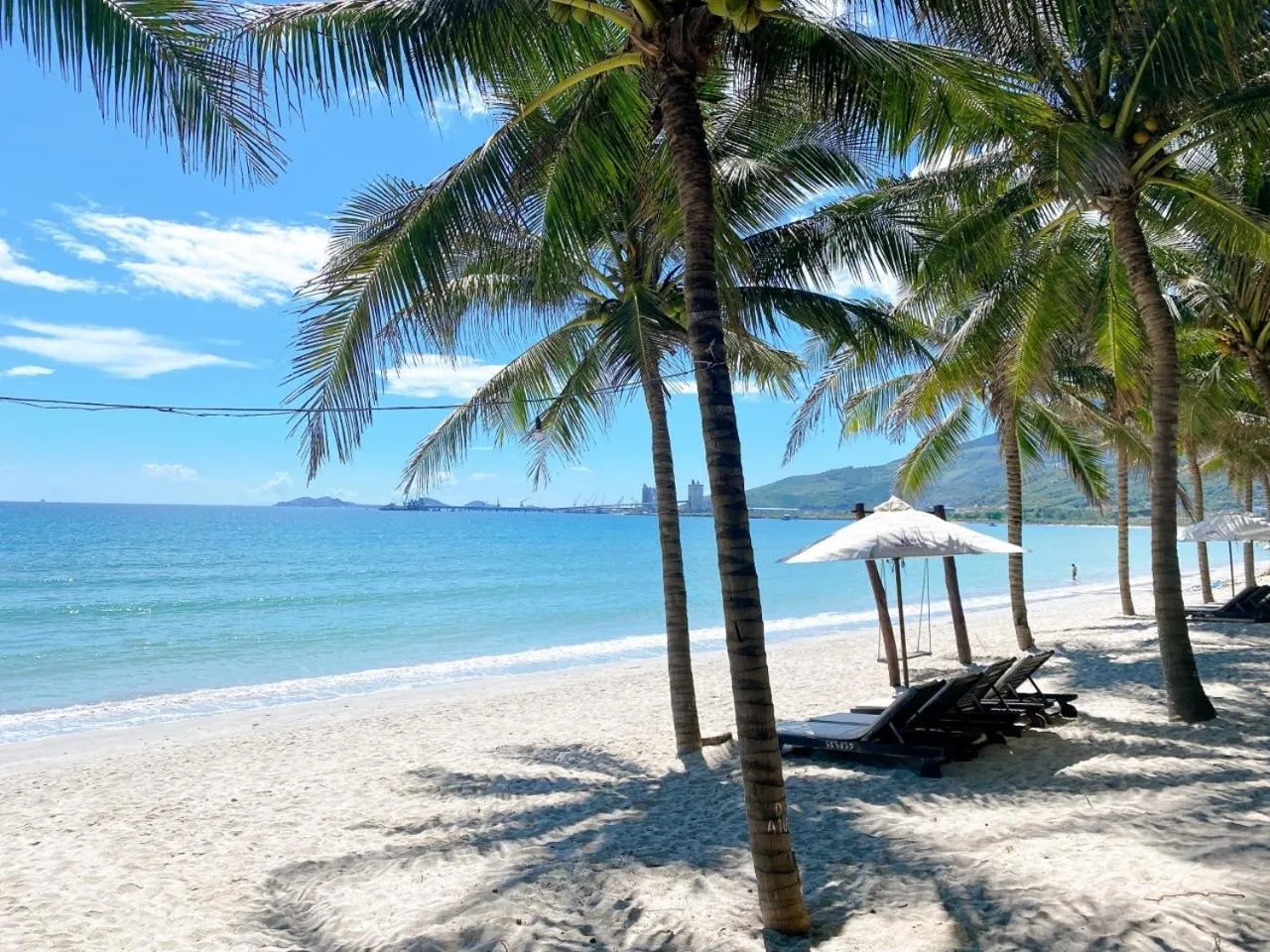 GM Doc Let Beach Resort & Spa