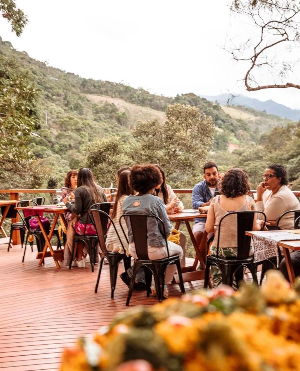 Restaurant/places to eat in Sítio Flor das Águas