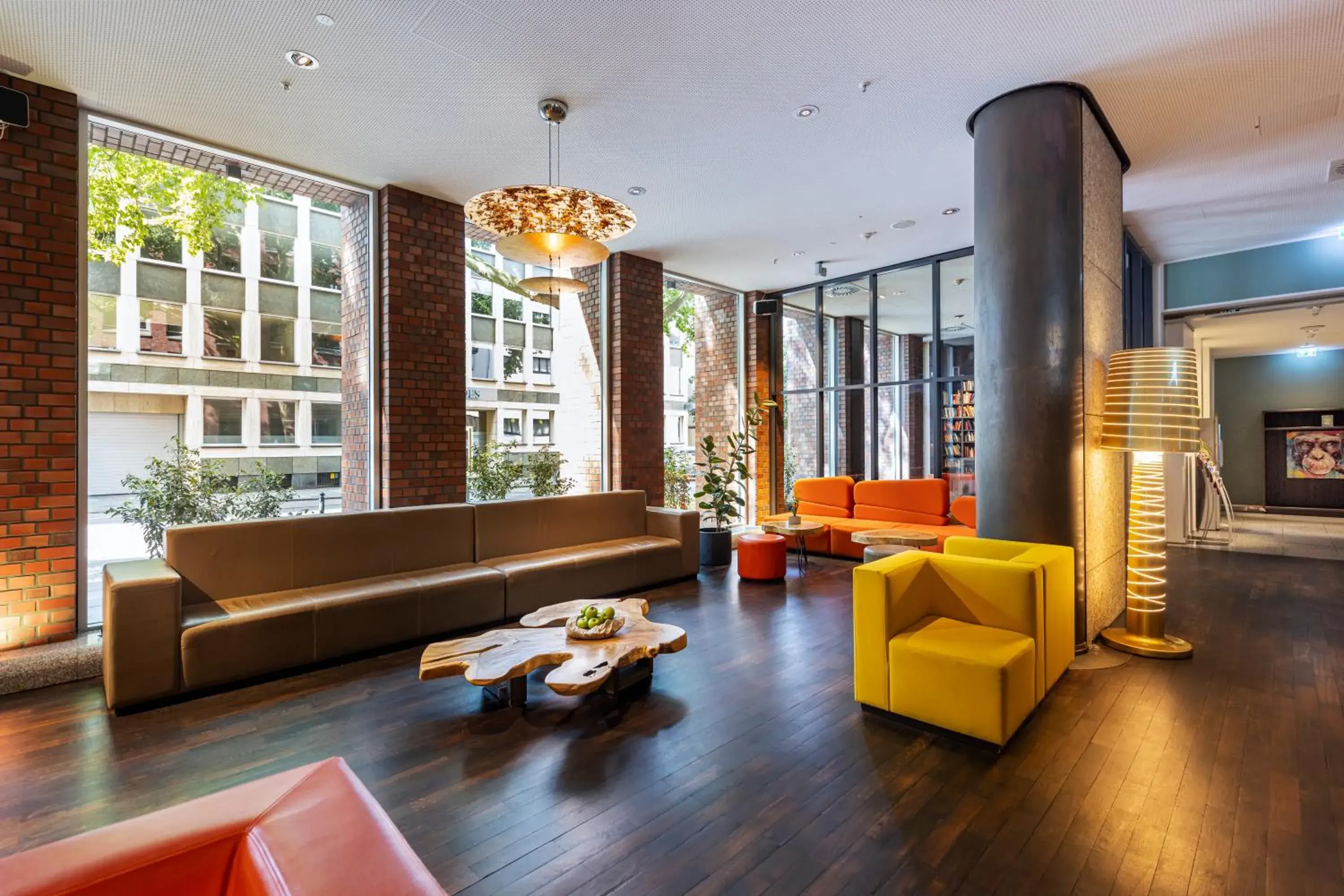 Lobby or reception in ACHAT Hotel Bremen City Lobby or reception in ACHAT Hotel Bremen City