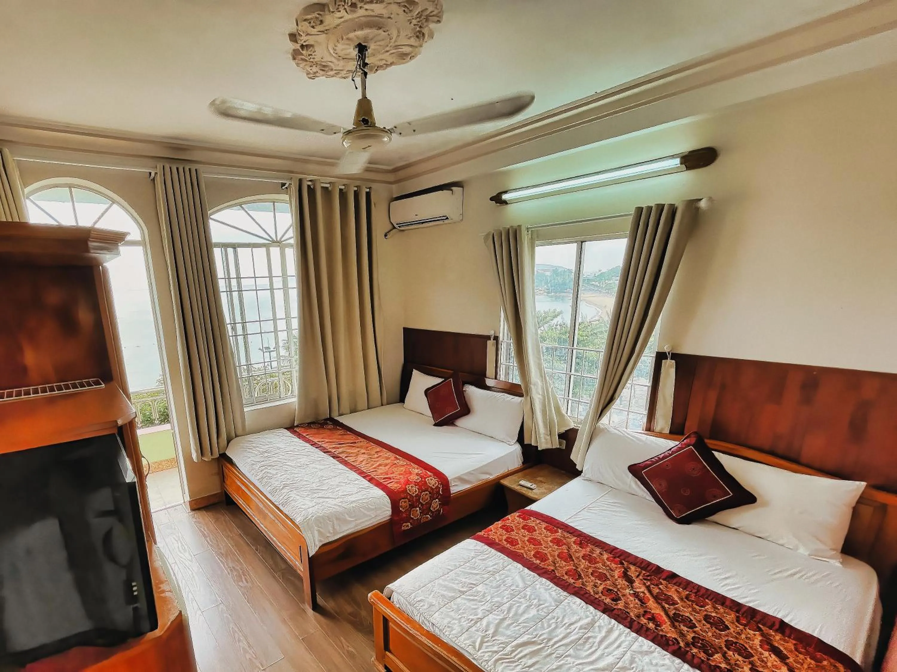 Bed in Quang Vinh 2 Hotel