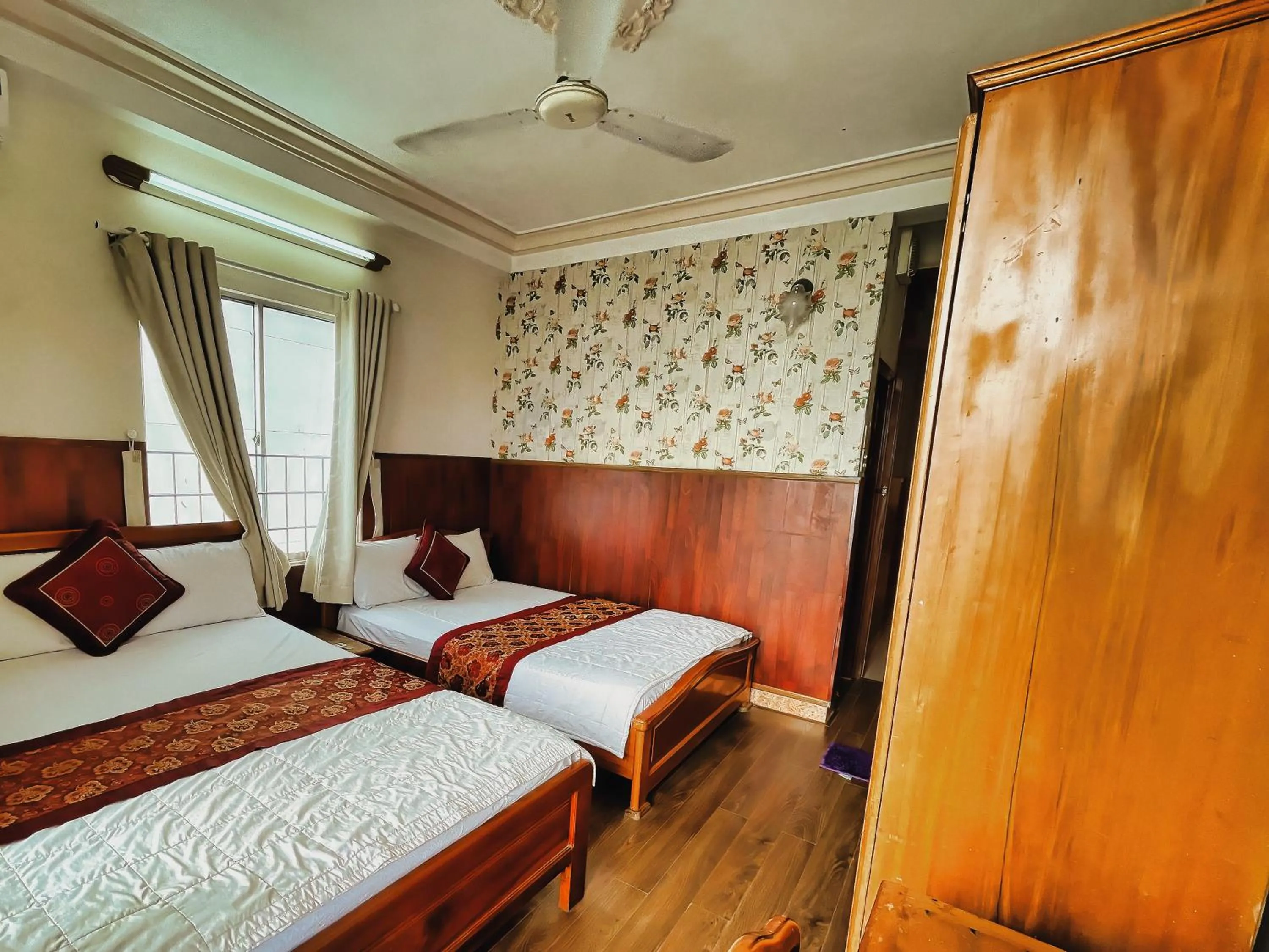 Bed in Quang Vinh 2 Hotel