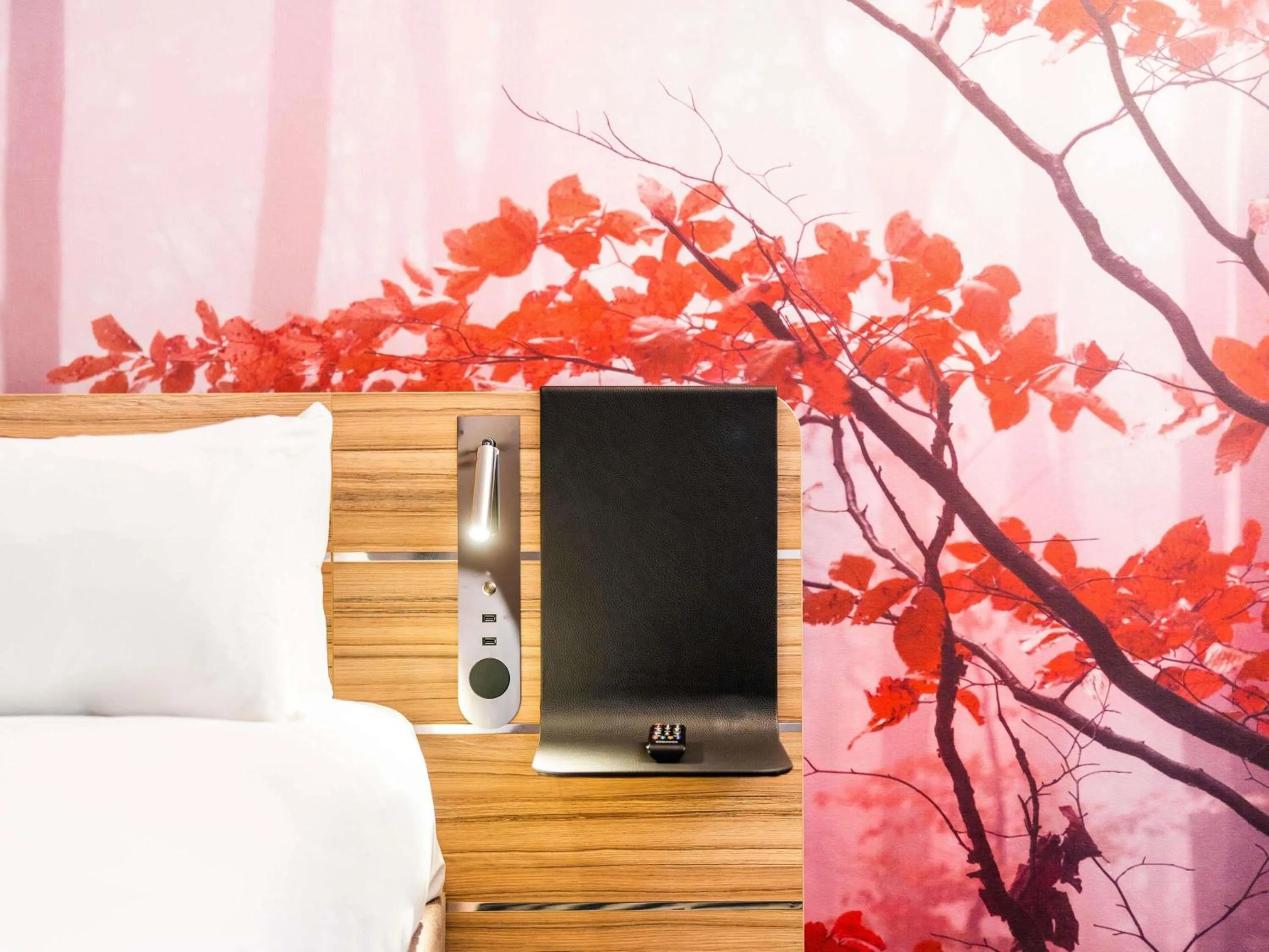 Bedroom in Novotel York Centre