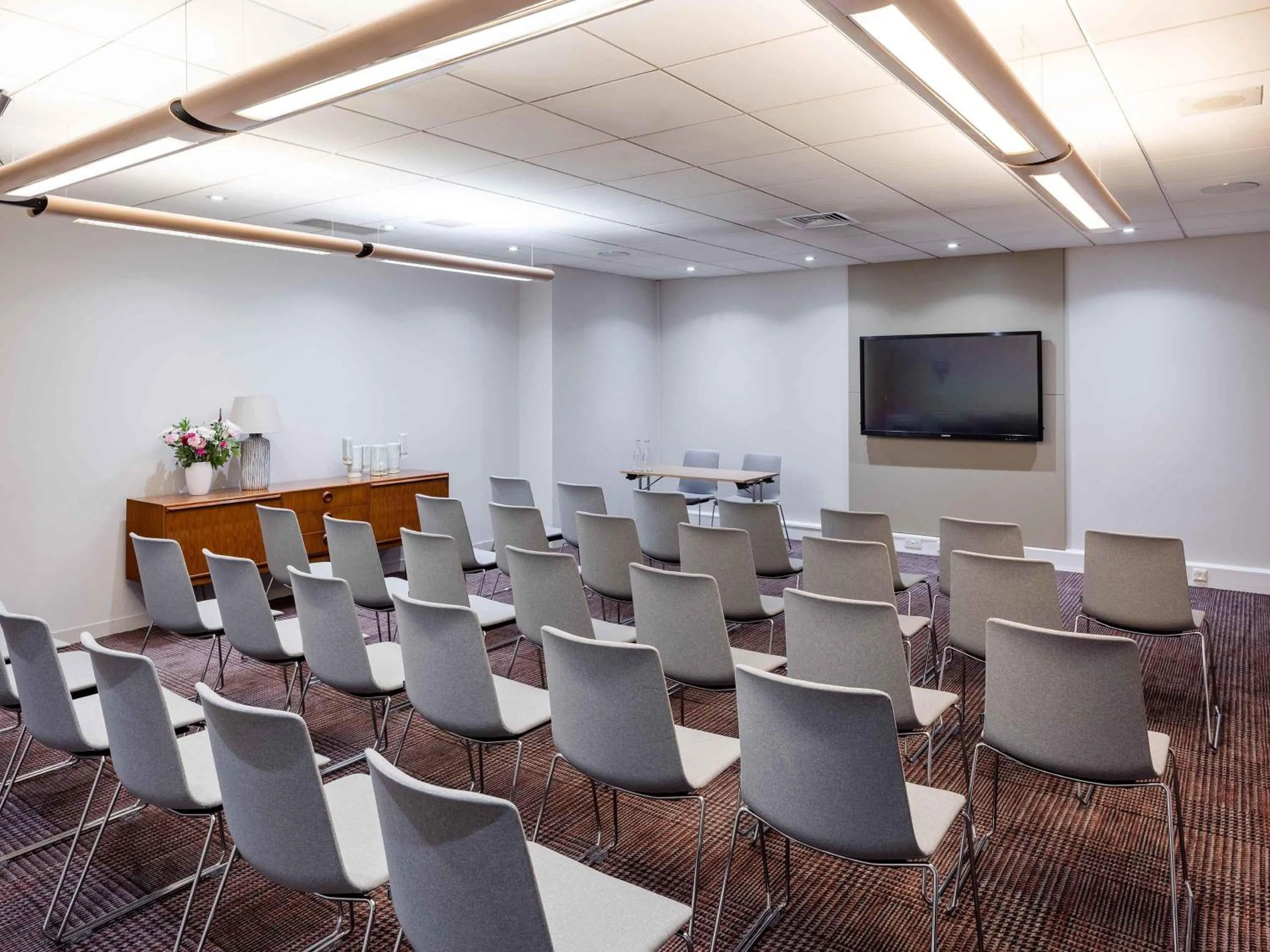 Meeting/conference room in Novotel York Centre