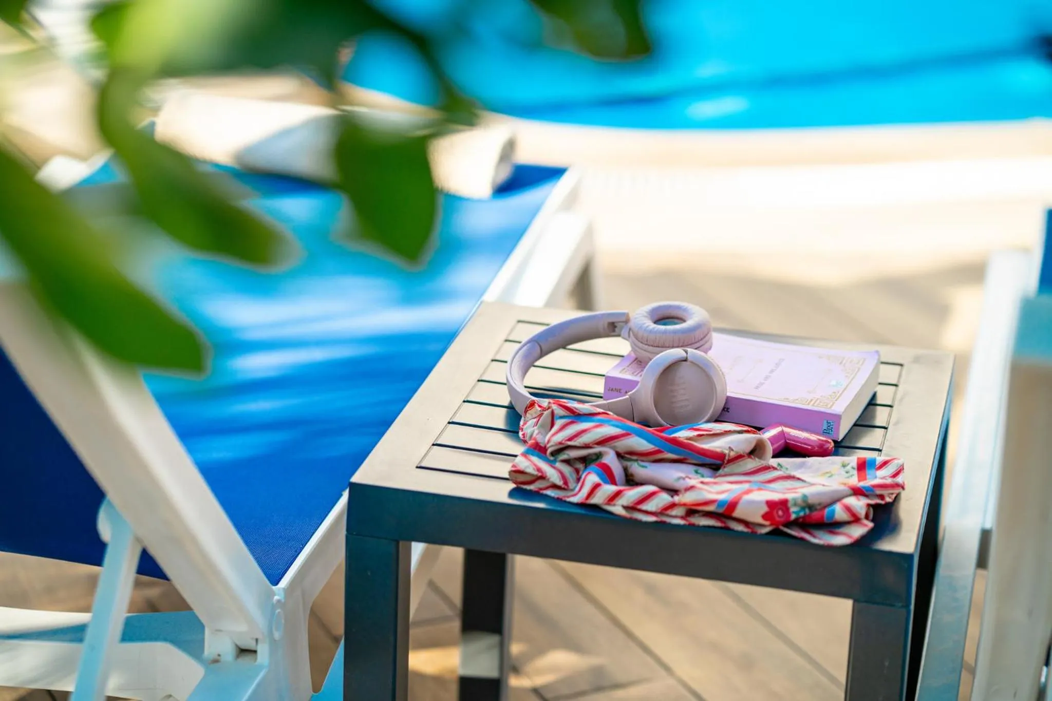 Swimming pool in Oscar Boutique Hotel