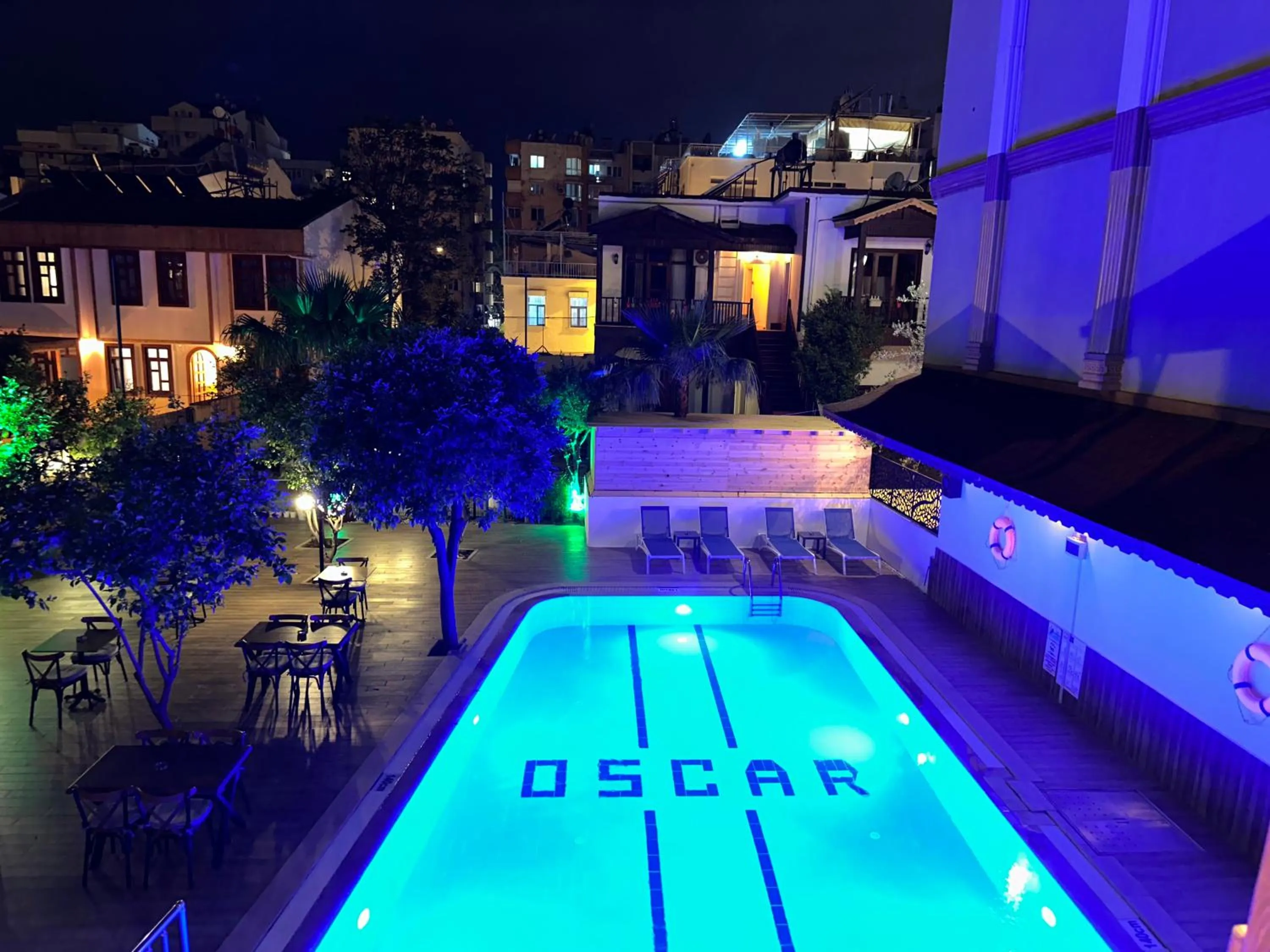Swimming pool in Oscar Boutique Hotel