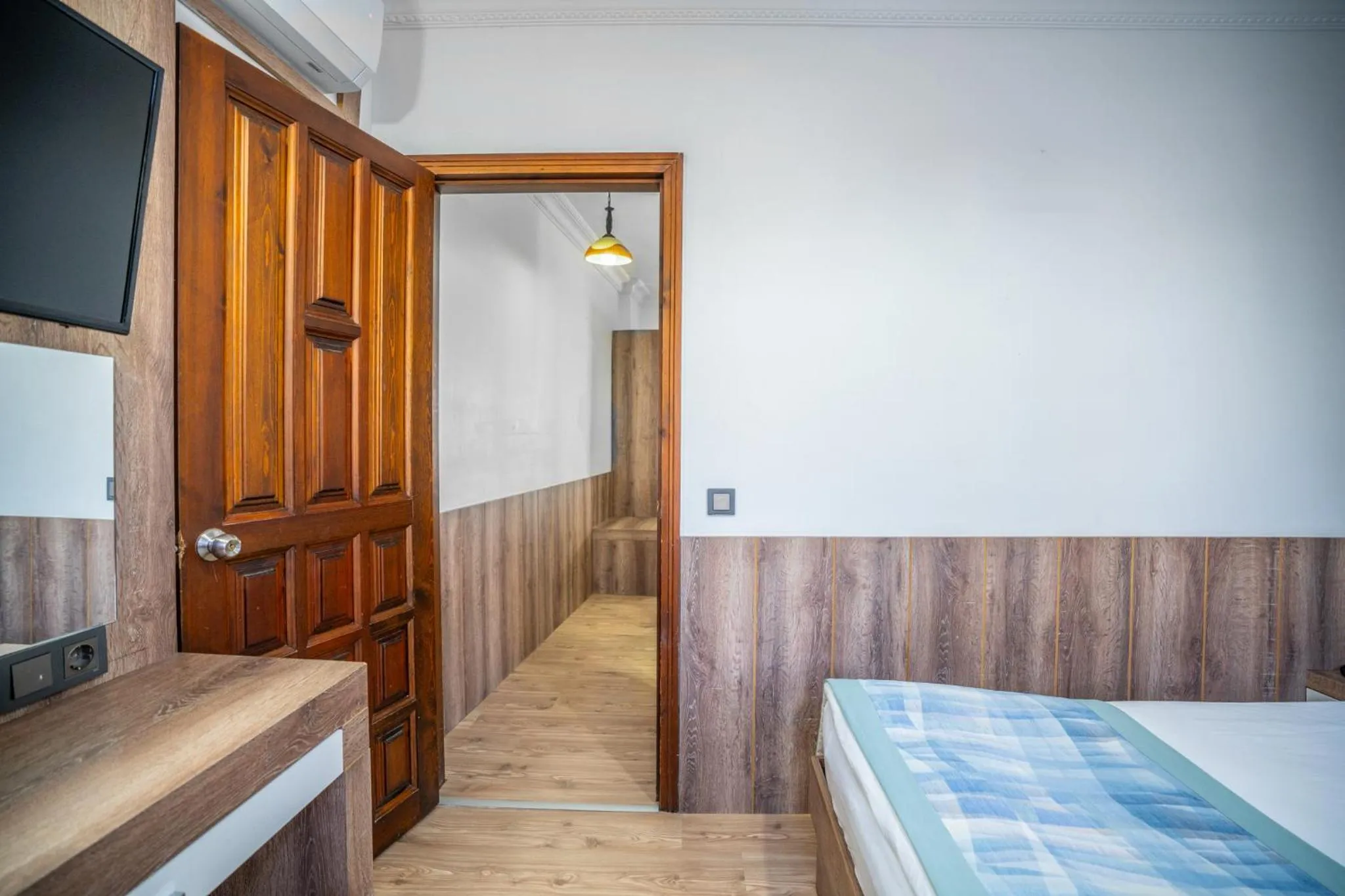 Bedroom, Bed in oscar garden