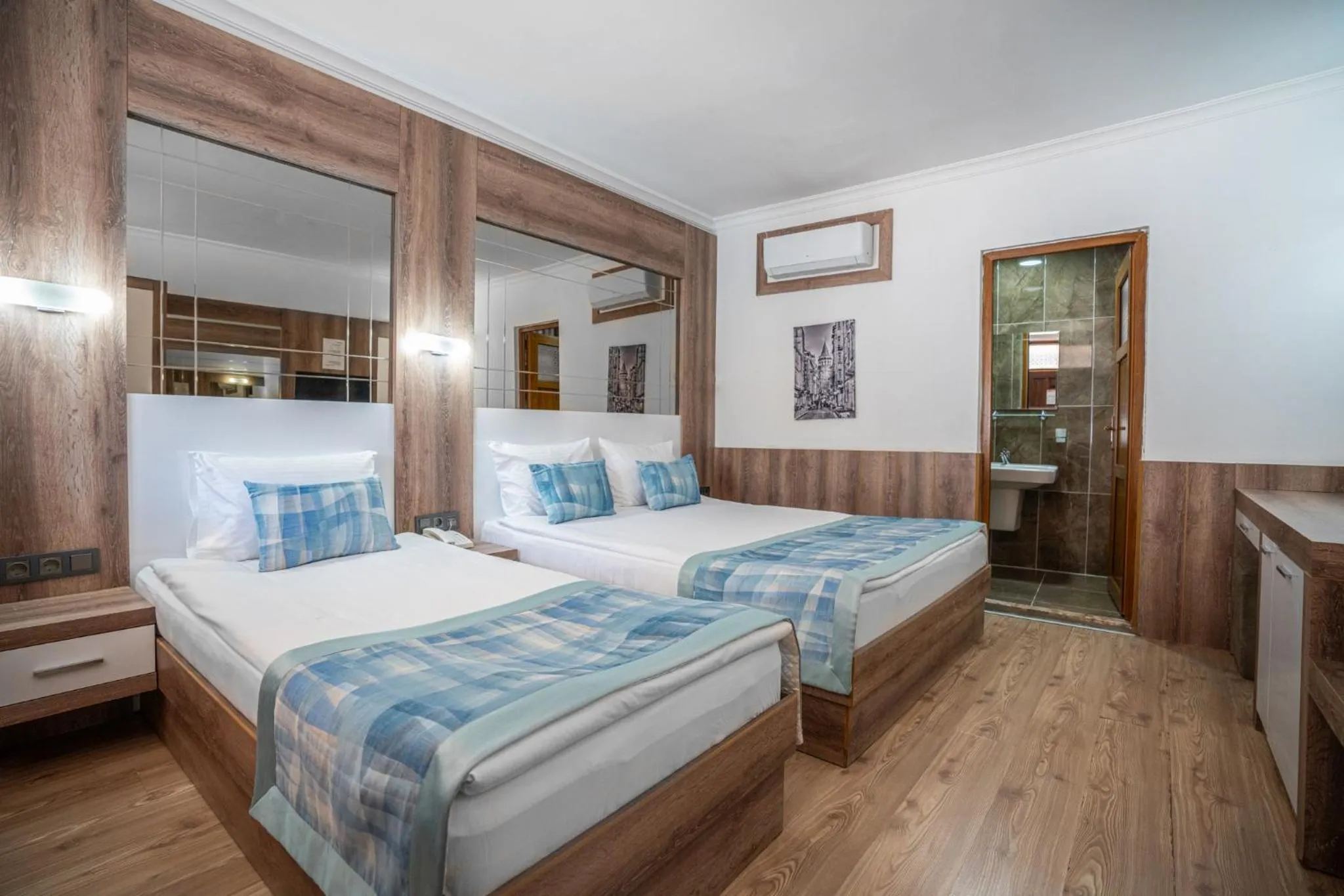 Bedroom, Bed in oscar garden