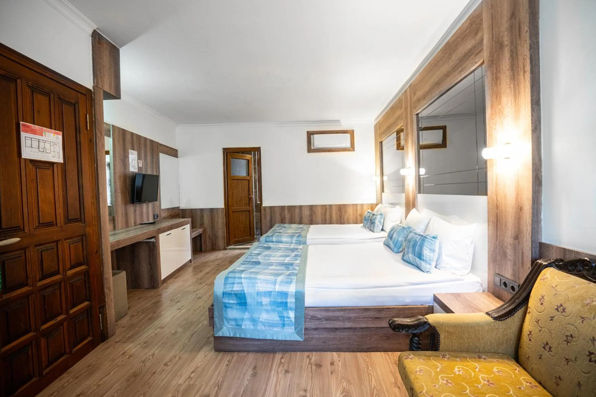 Bedroom, Bed in oscar garden