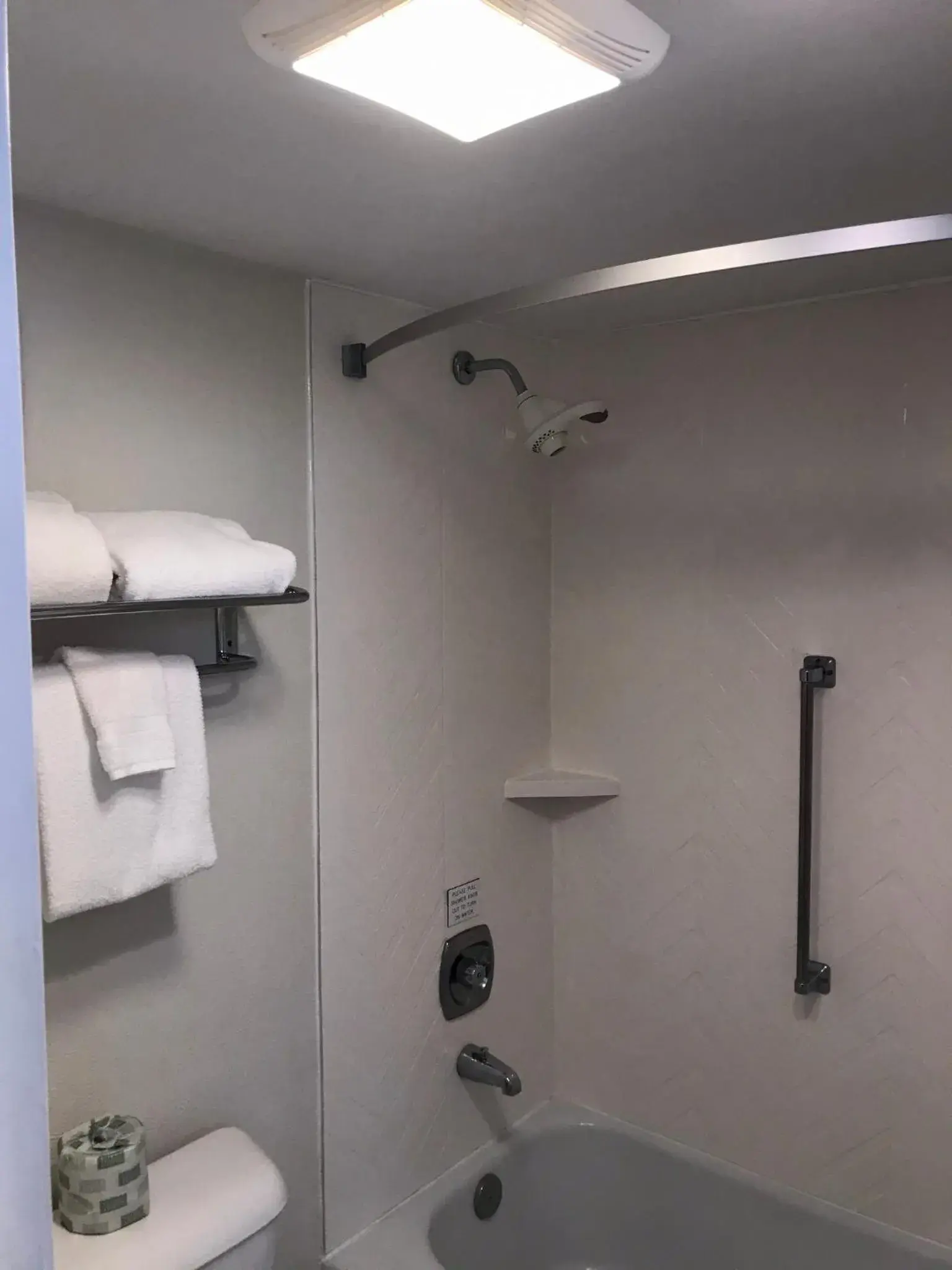 Bathroom in Ramada by Wyndham Ligonier Bathroom in Ramada by Wyndham Ligonier