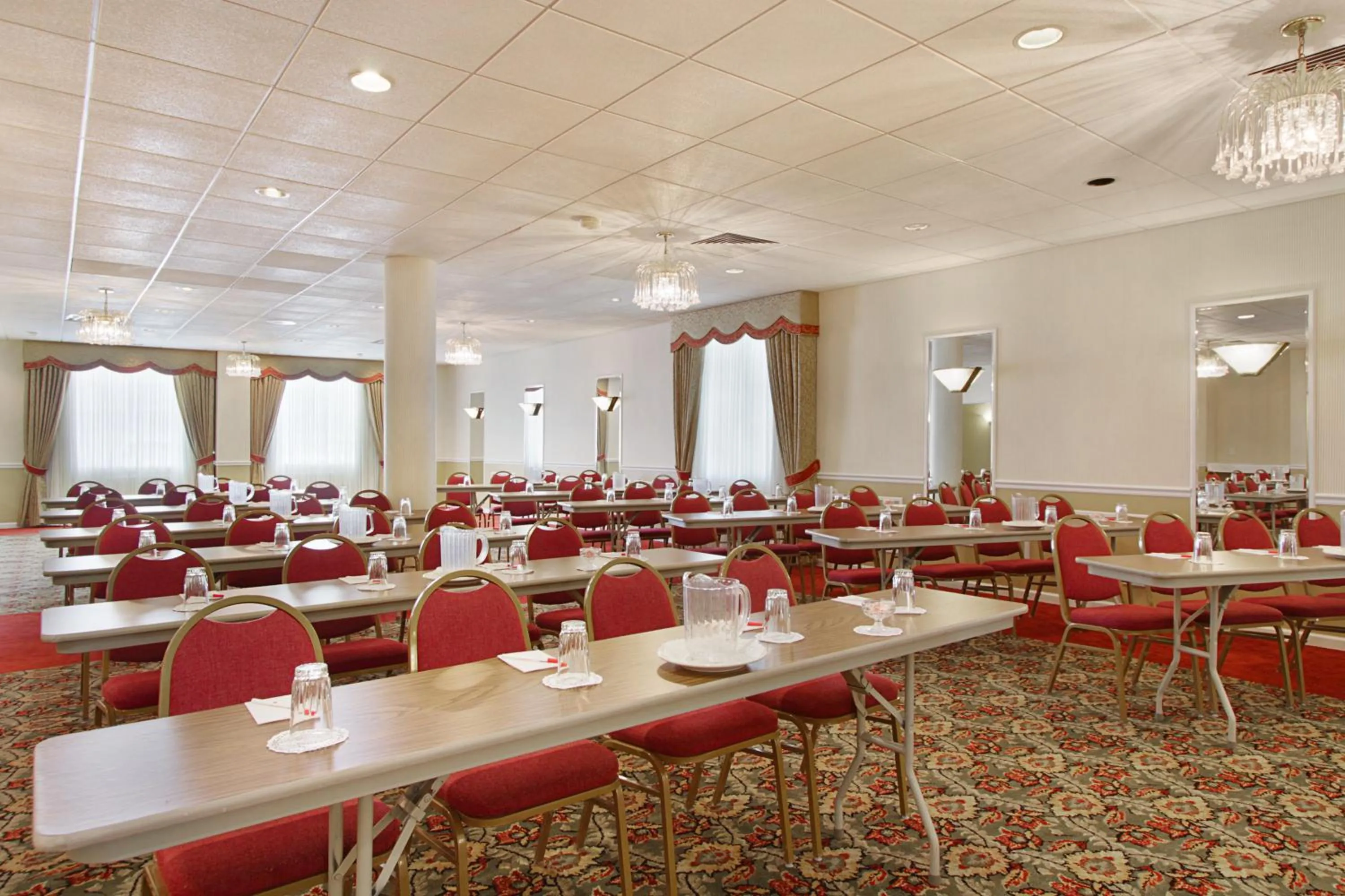 Banquet/Function facilities in Ramada by Wyndham Ligonier