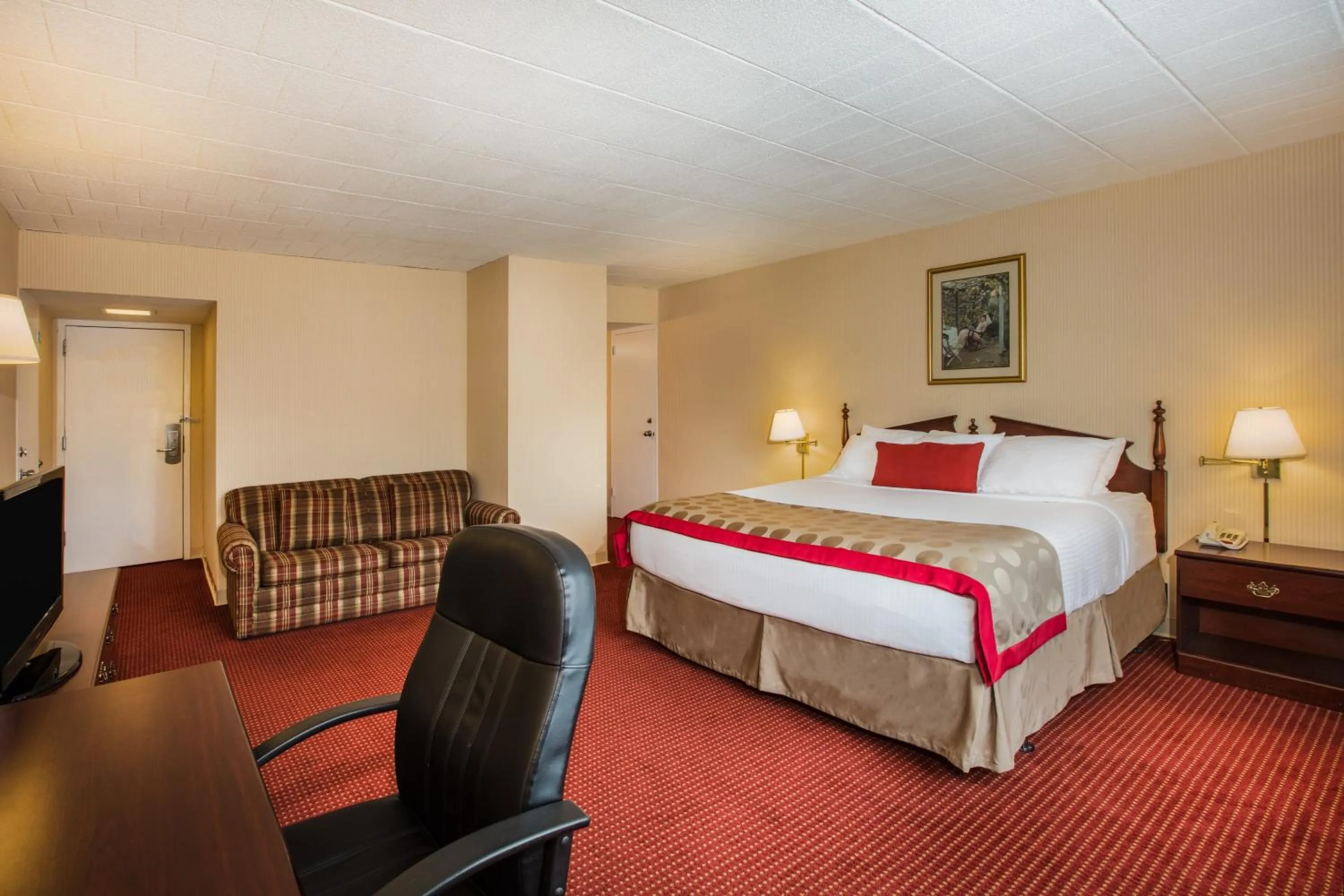 Bed in Ramada by Wyndham Ligonier