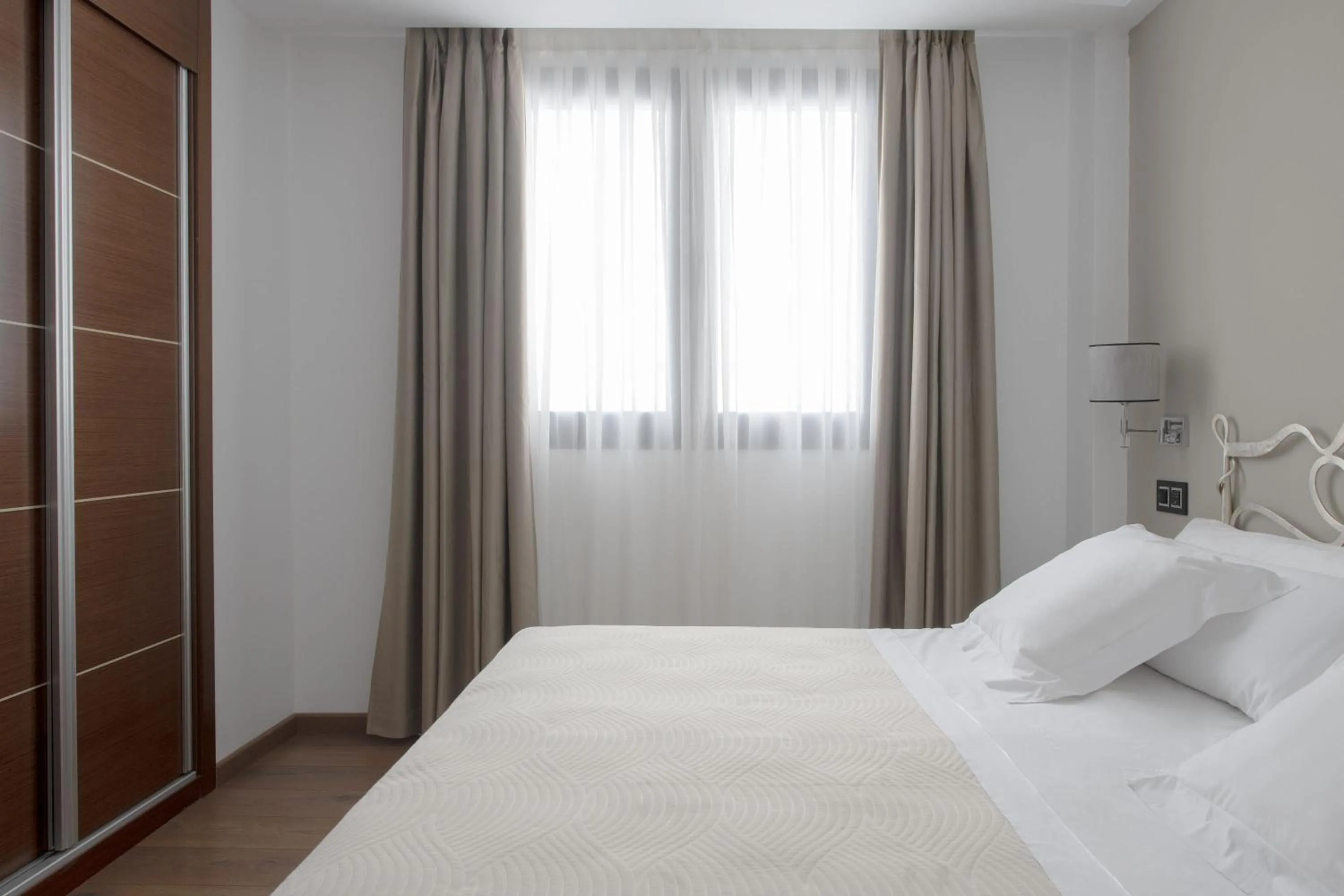Bedroom, Bed in Hotel Infanta Leonor