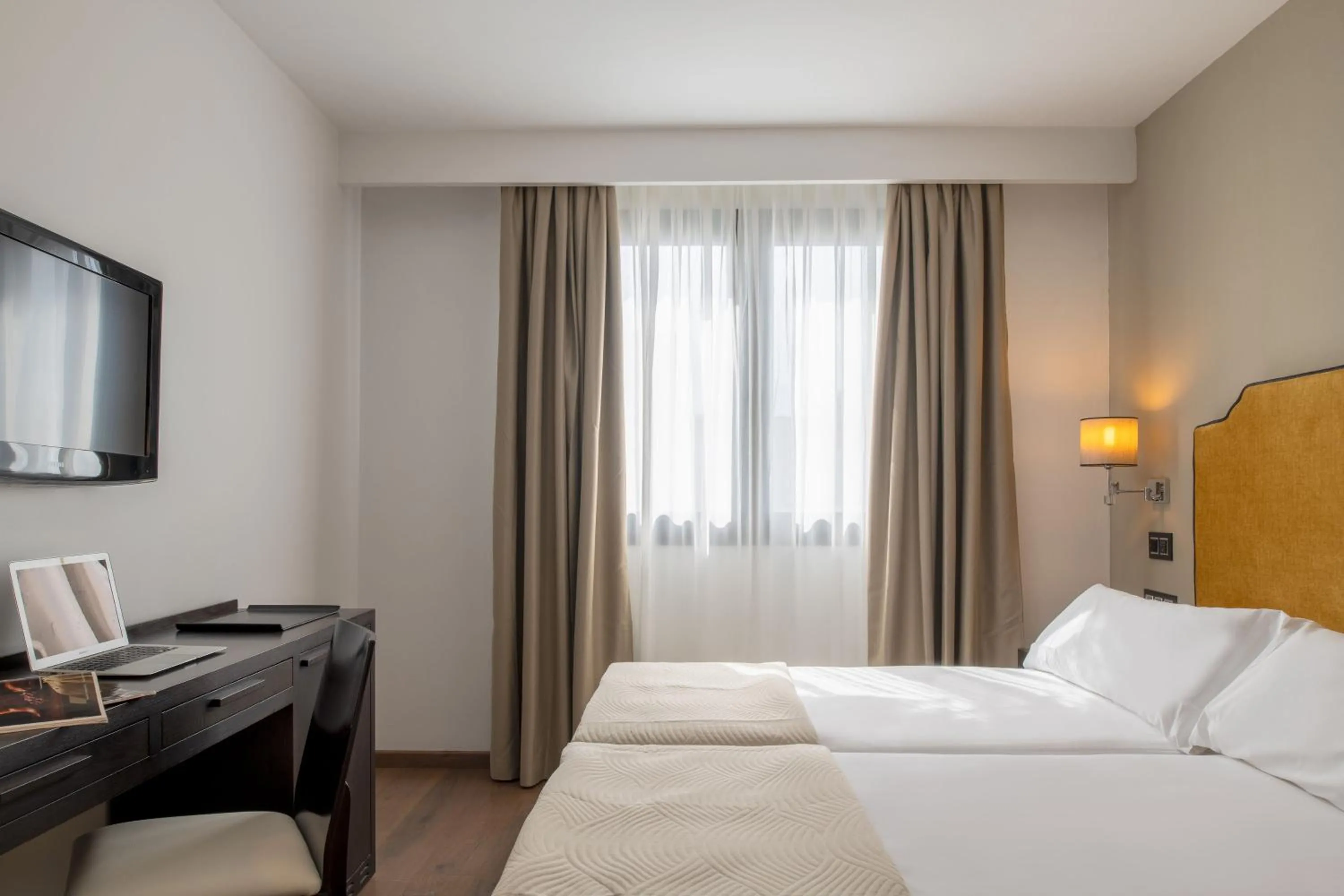 Bed in Hotel Infanta Leonor
