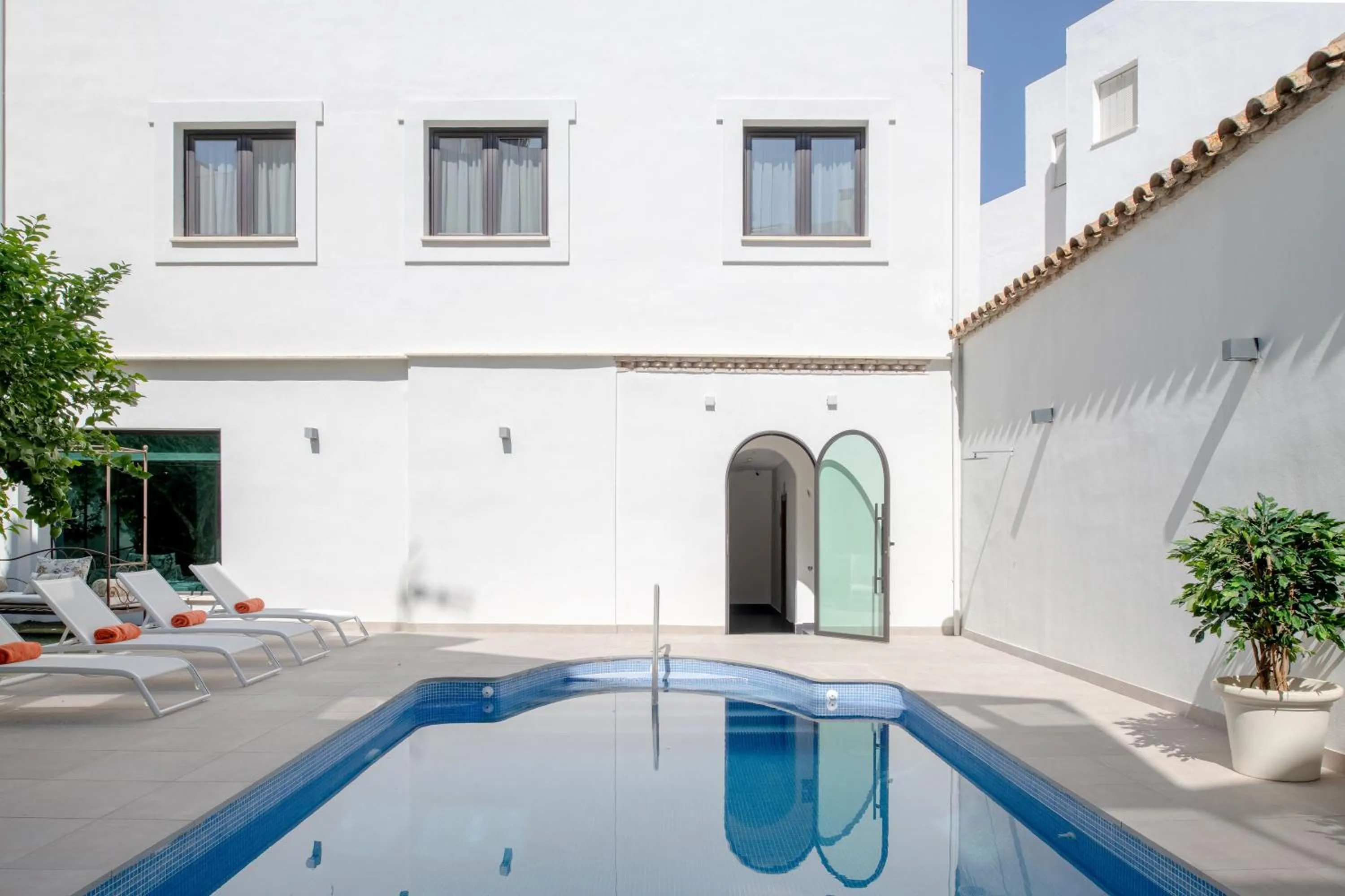 Patio in Hotel Infanta Leonor