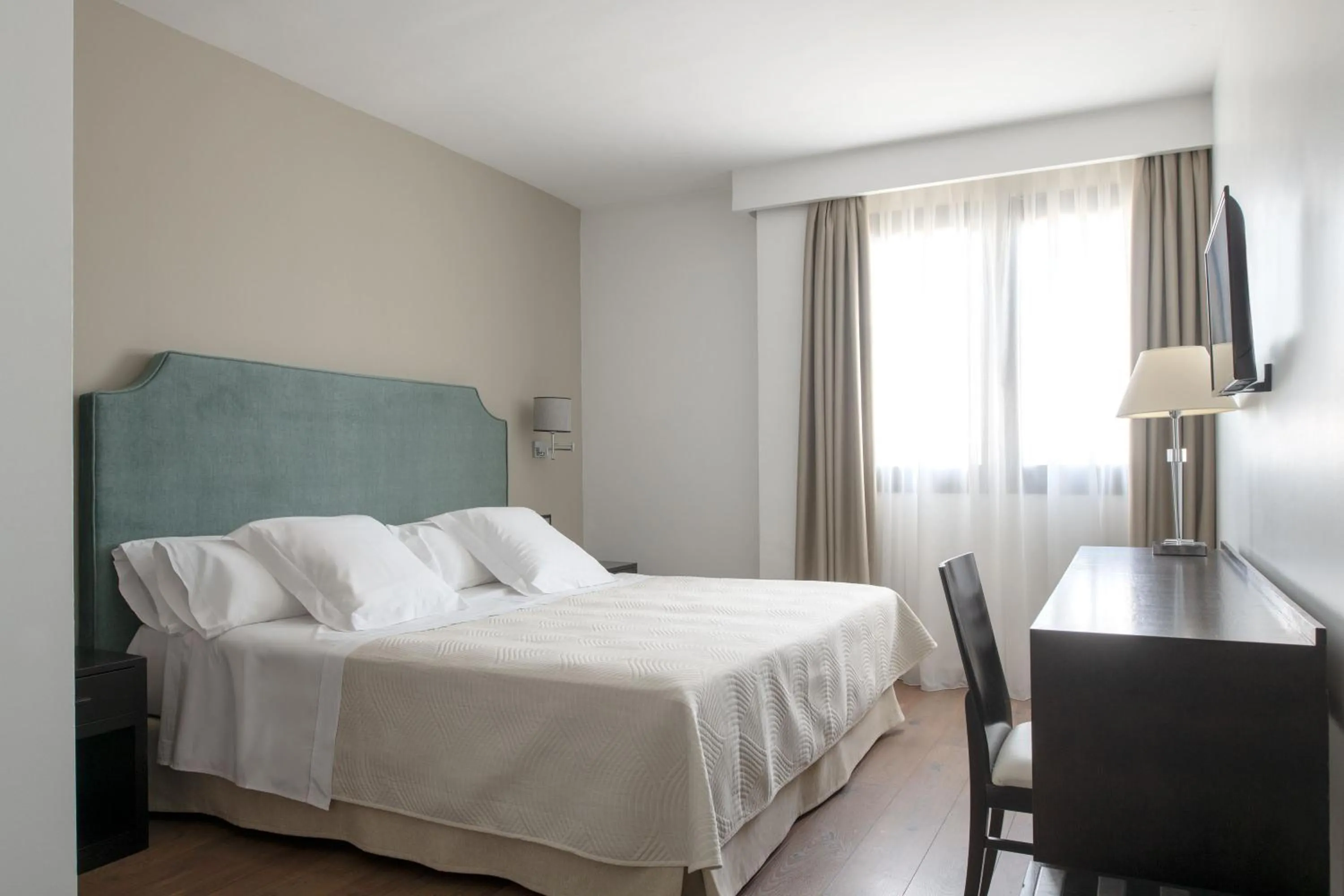 Bed in Hotel Infanta Leonor