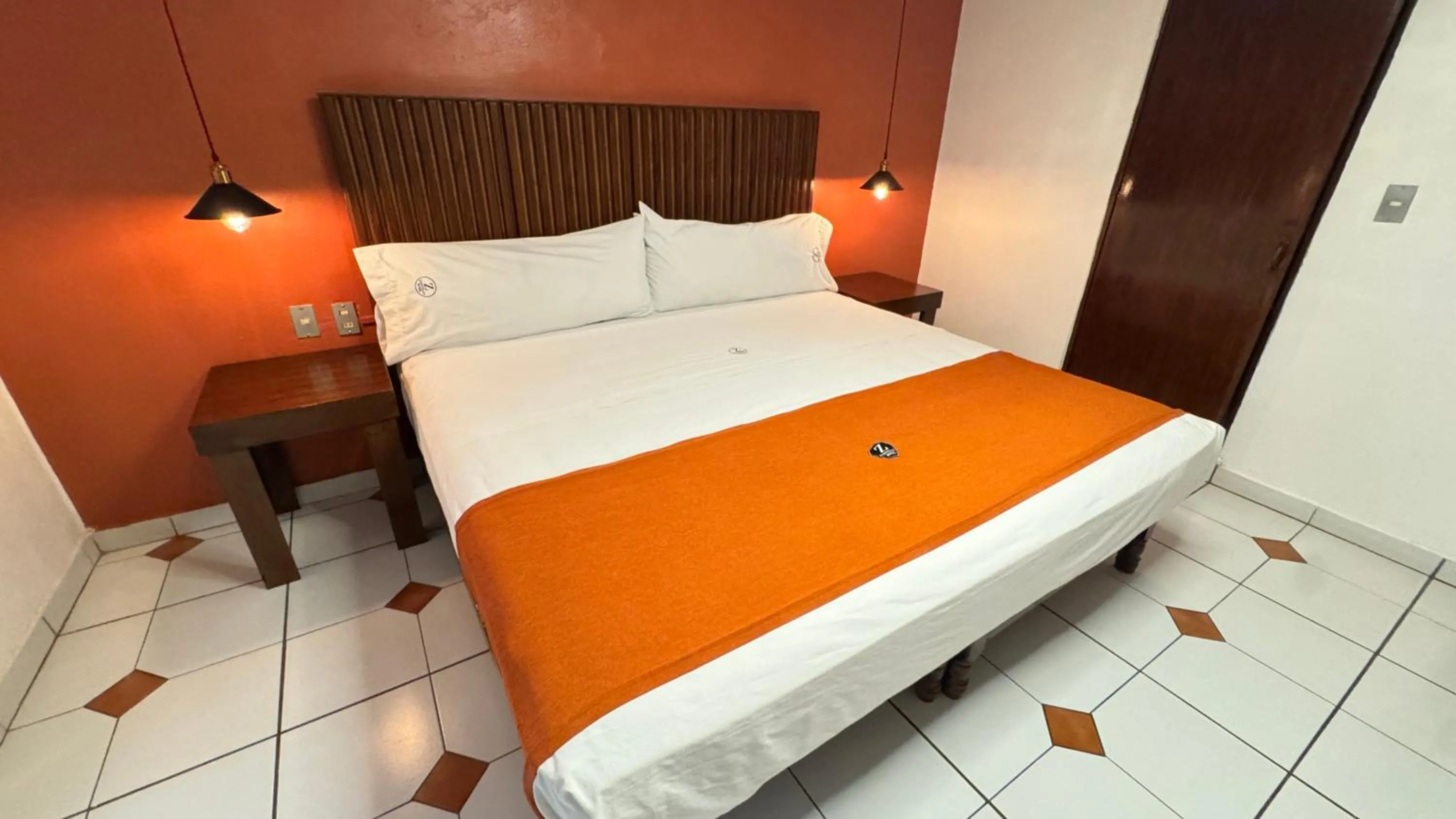 Bed in HOTEL ZAPOTLAN