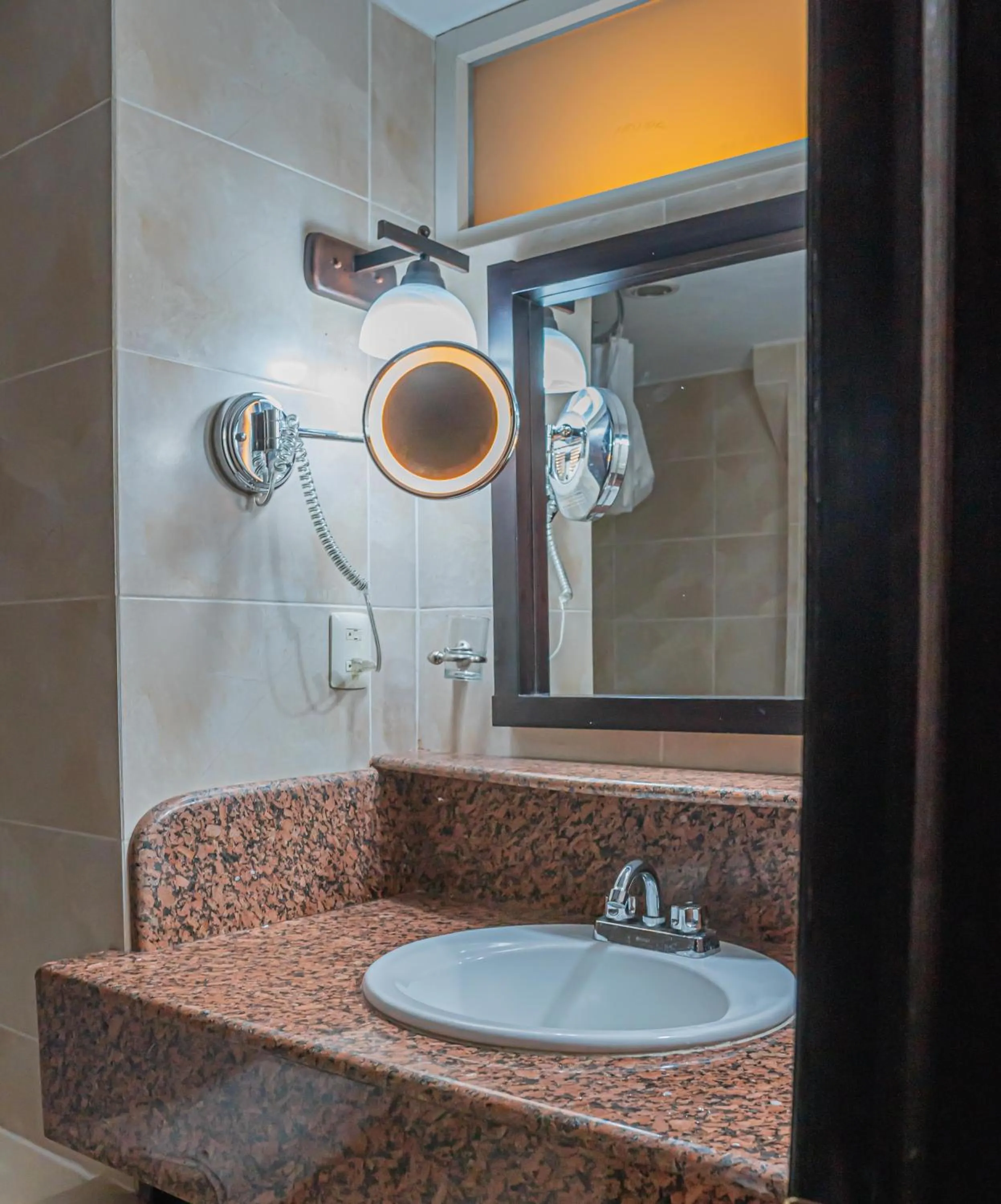 Bathroom in HOTEL ZAPOTLAN