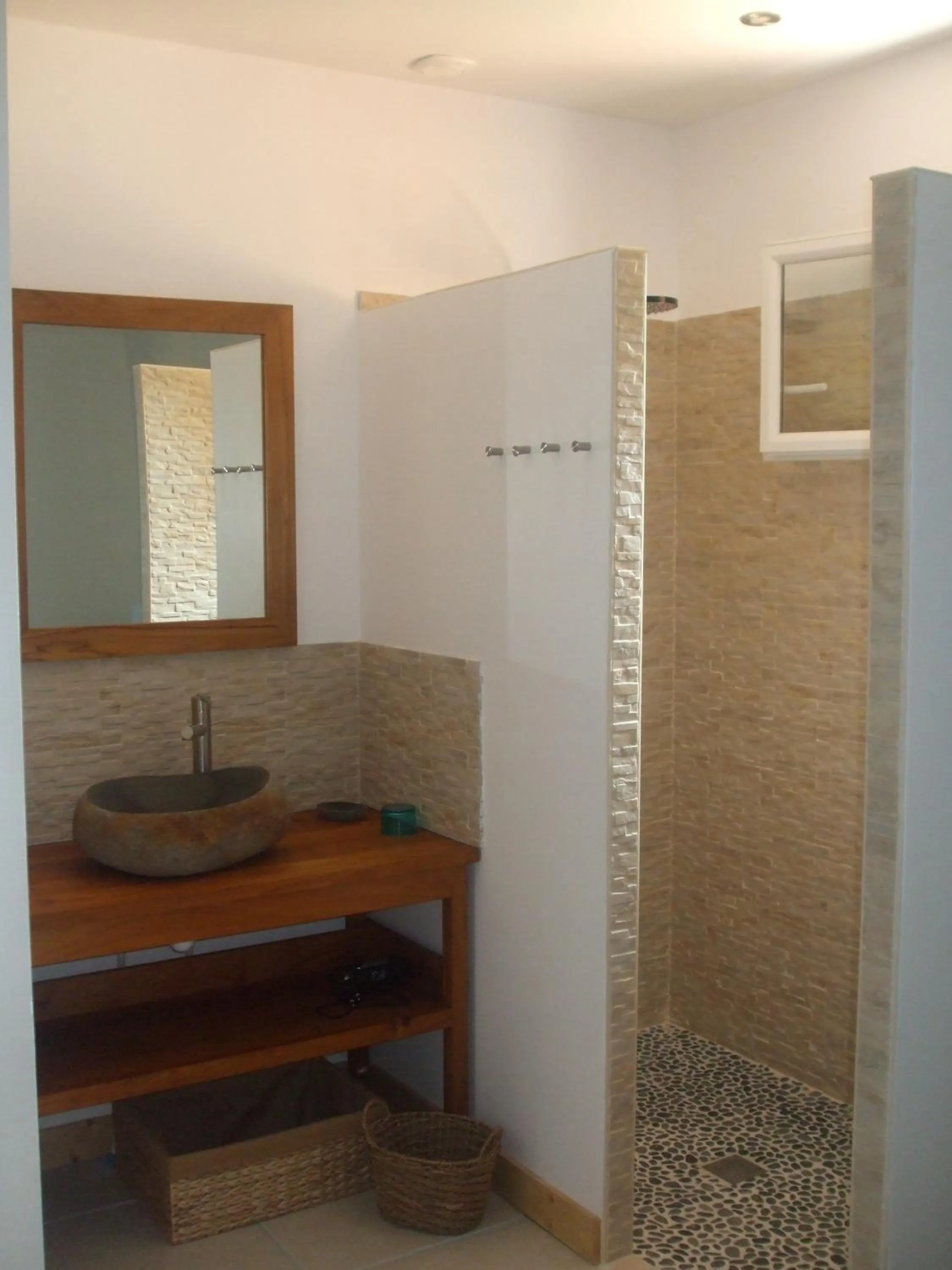 Toilet in La Colline des Endrevies