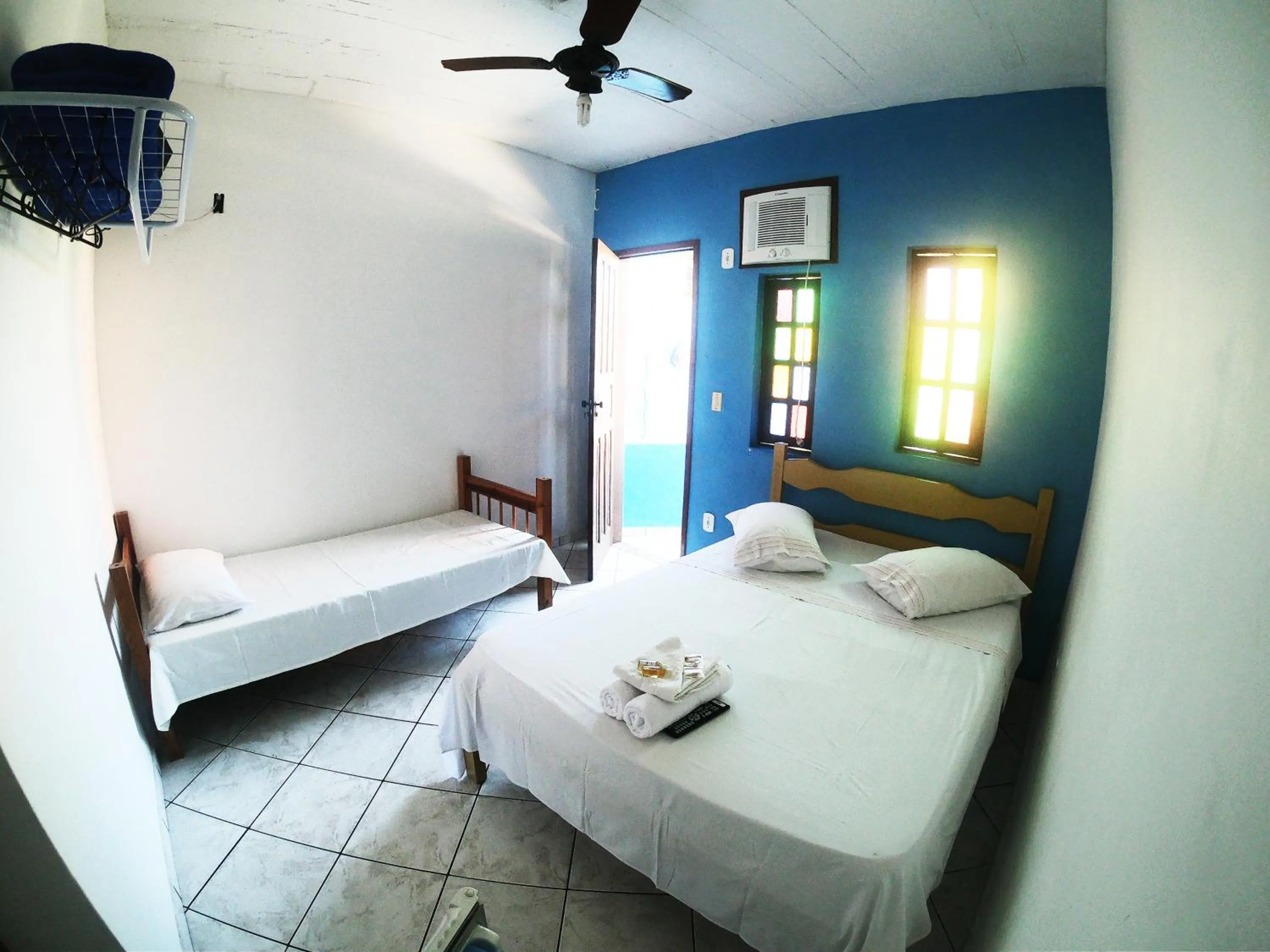 Photo of the whole room, Bed in Pousada Azul do Mar