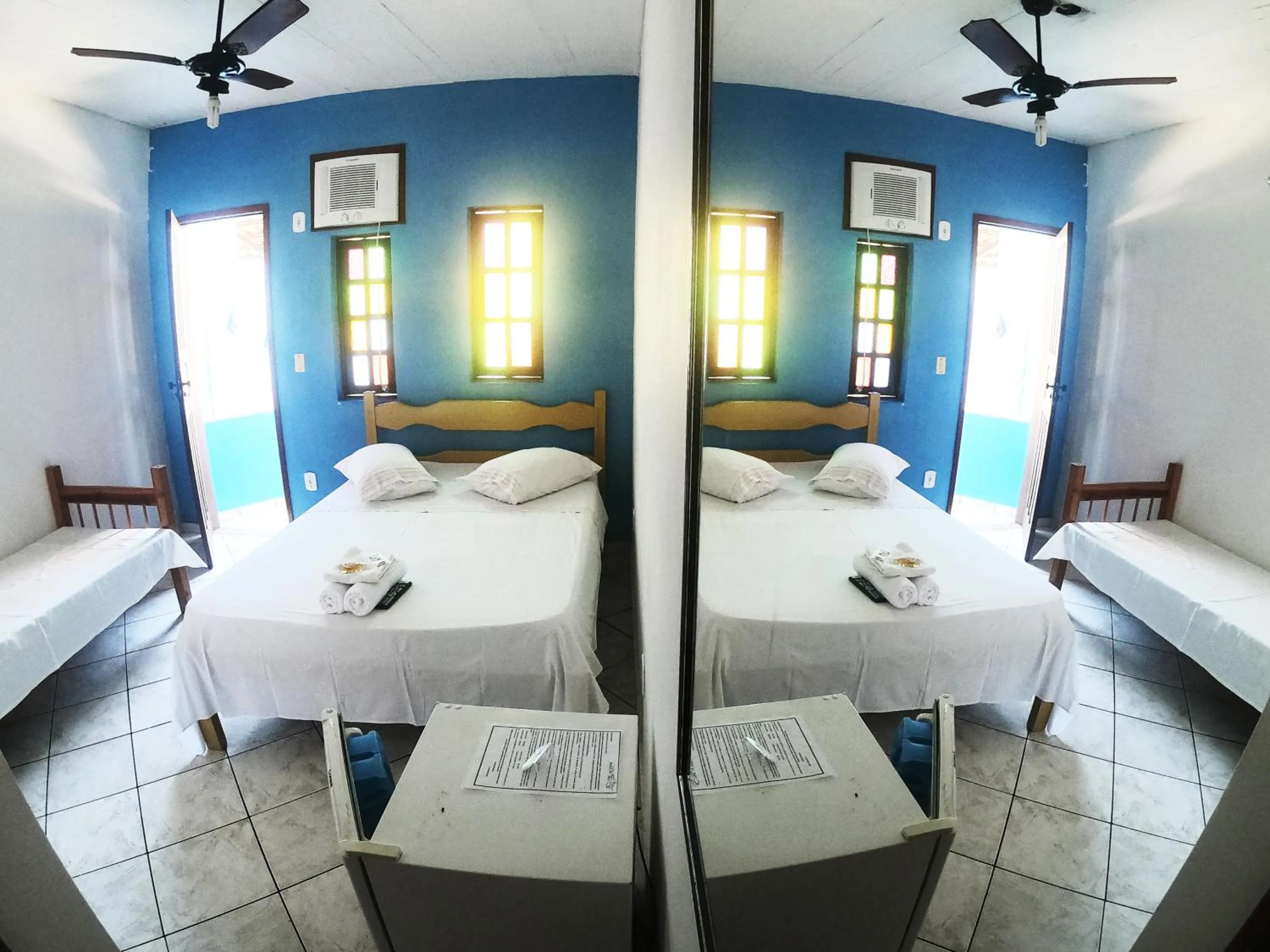 Photo of the whole room, Bed in Pousada Azul do Mar