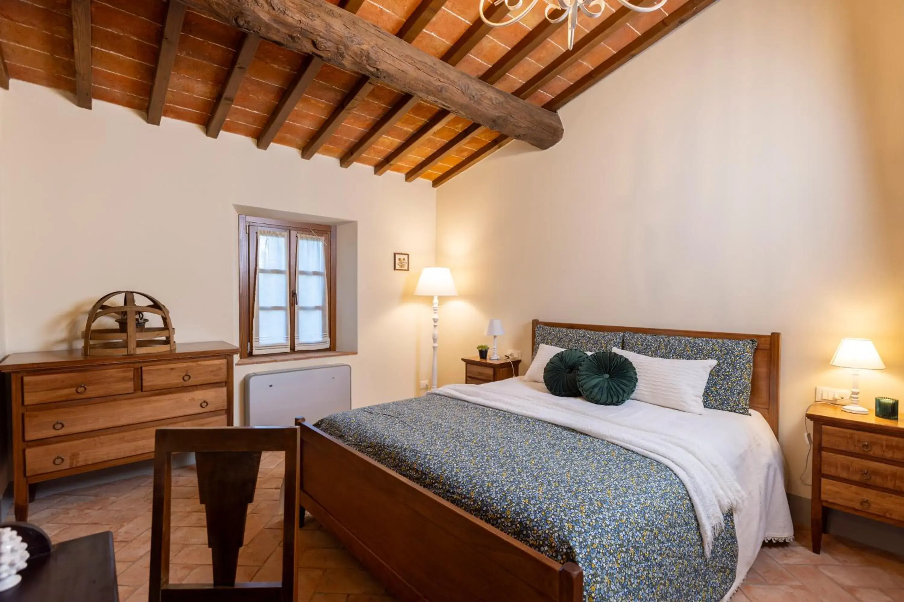 Triple Room with Garden View - single occupancy in Podere La Casella Triple Room with Garden View - single occupancy in Podere La Casella
