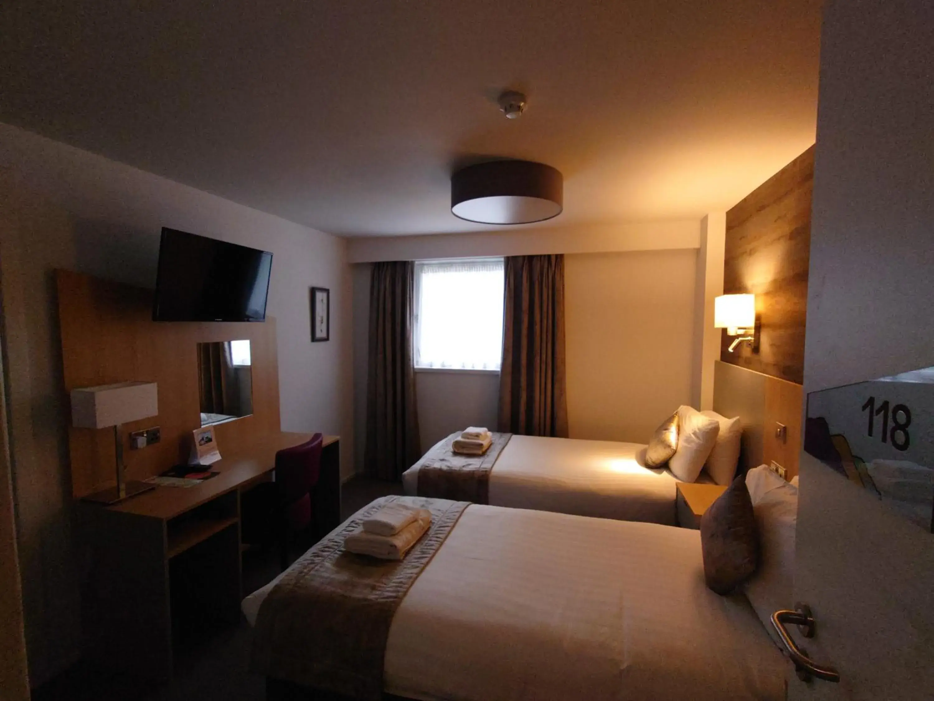 Photo of the whole room, Bed in Caledonian Hotel 'A Bespoke Hotel’ Photo of the whole room, Bed in Caledonian Hotel 'A Bespoke Hotel’