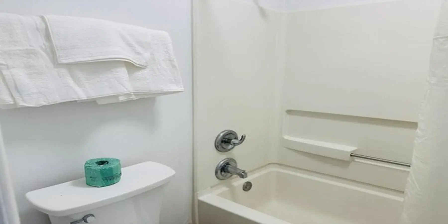 Double Room in Astoria Hotel North Double Room in Astoria Hotel North