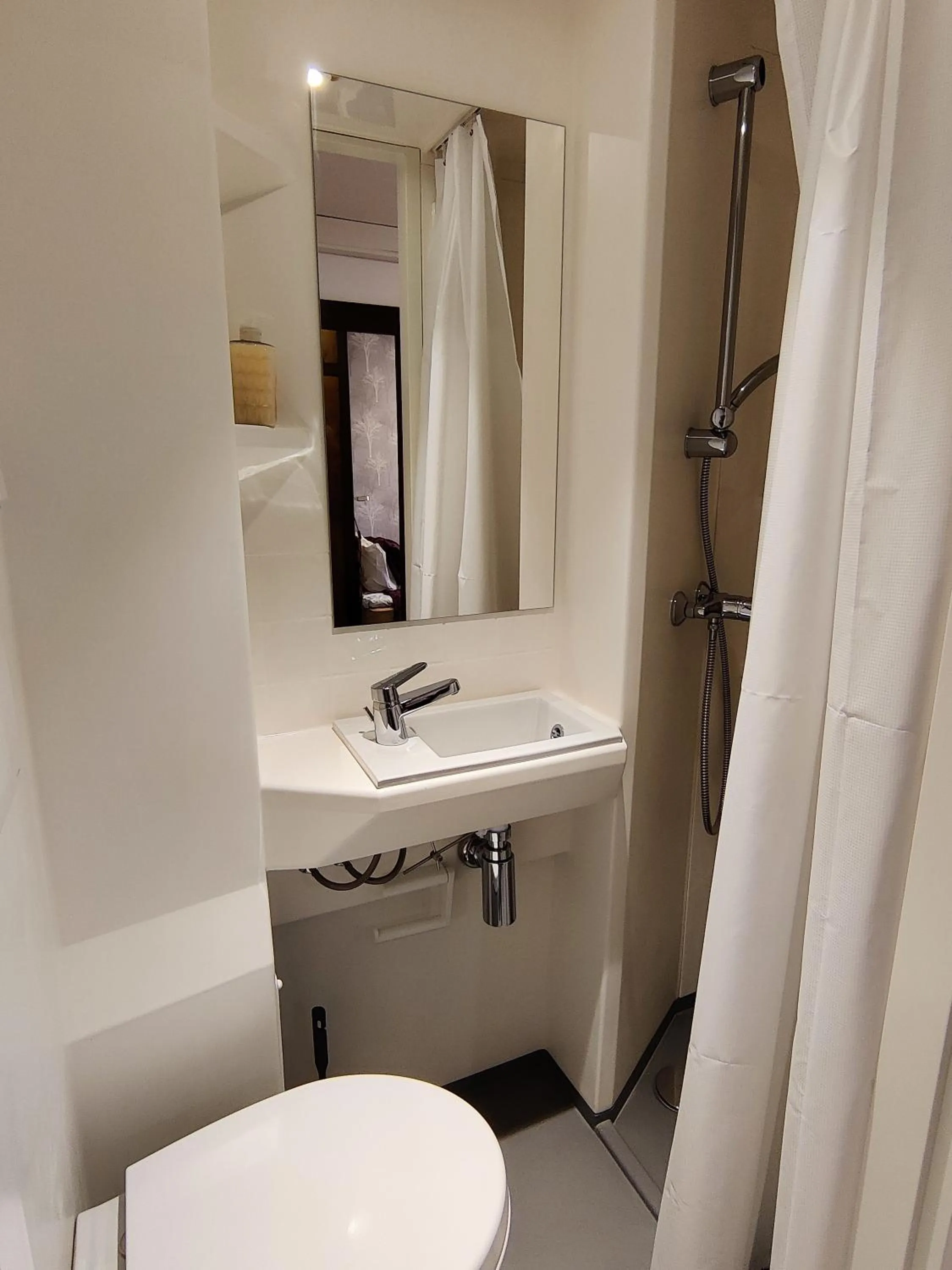 Jaala Hotel Guesthouse