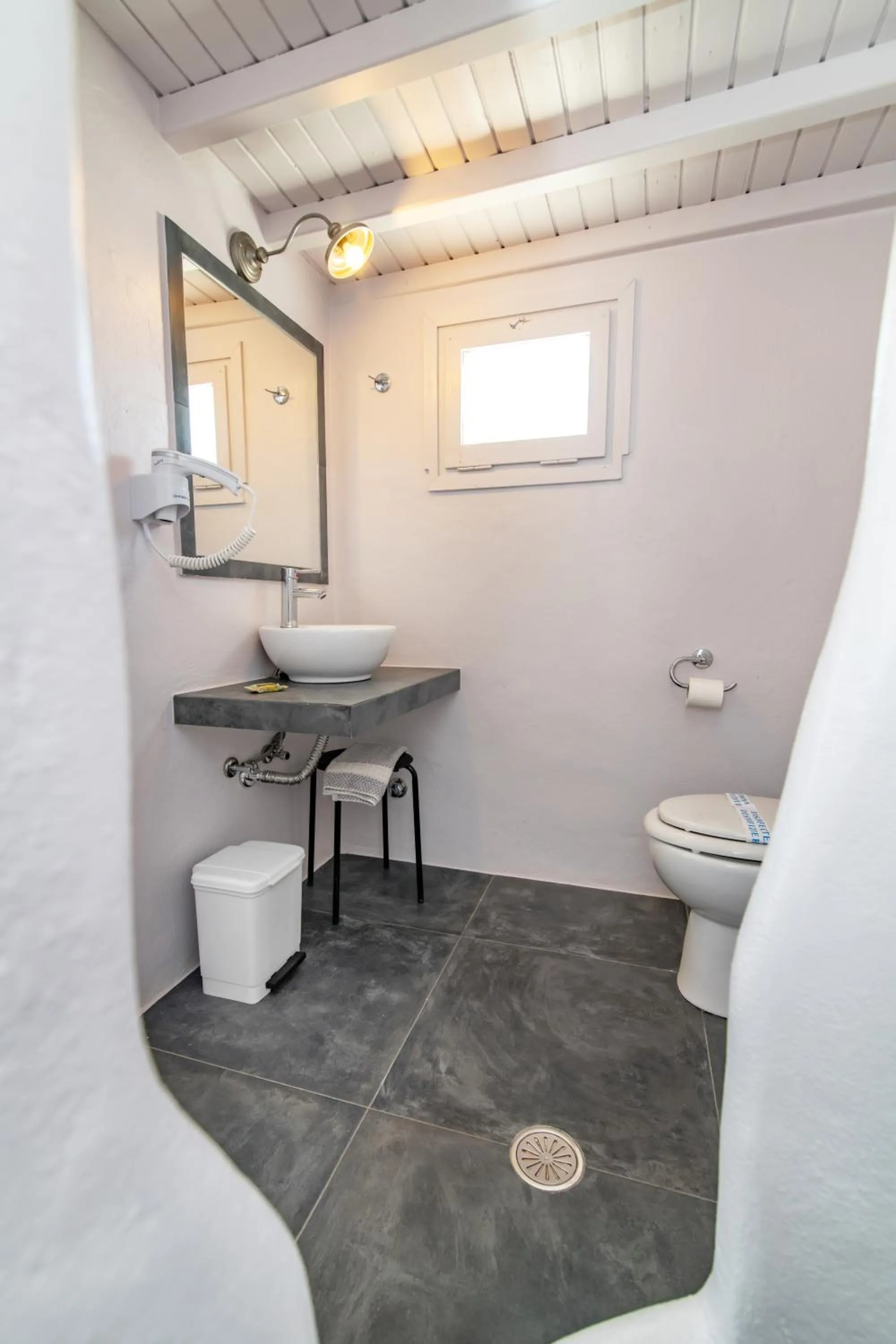 Bathroom in Agali bay hotel