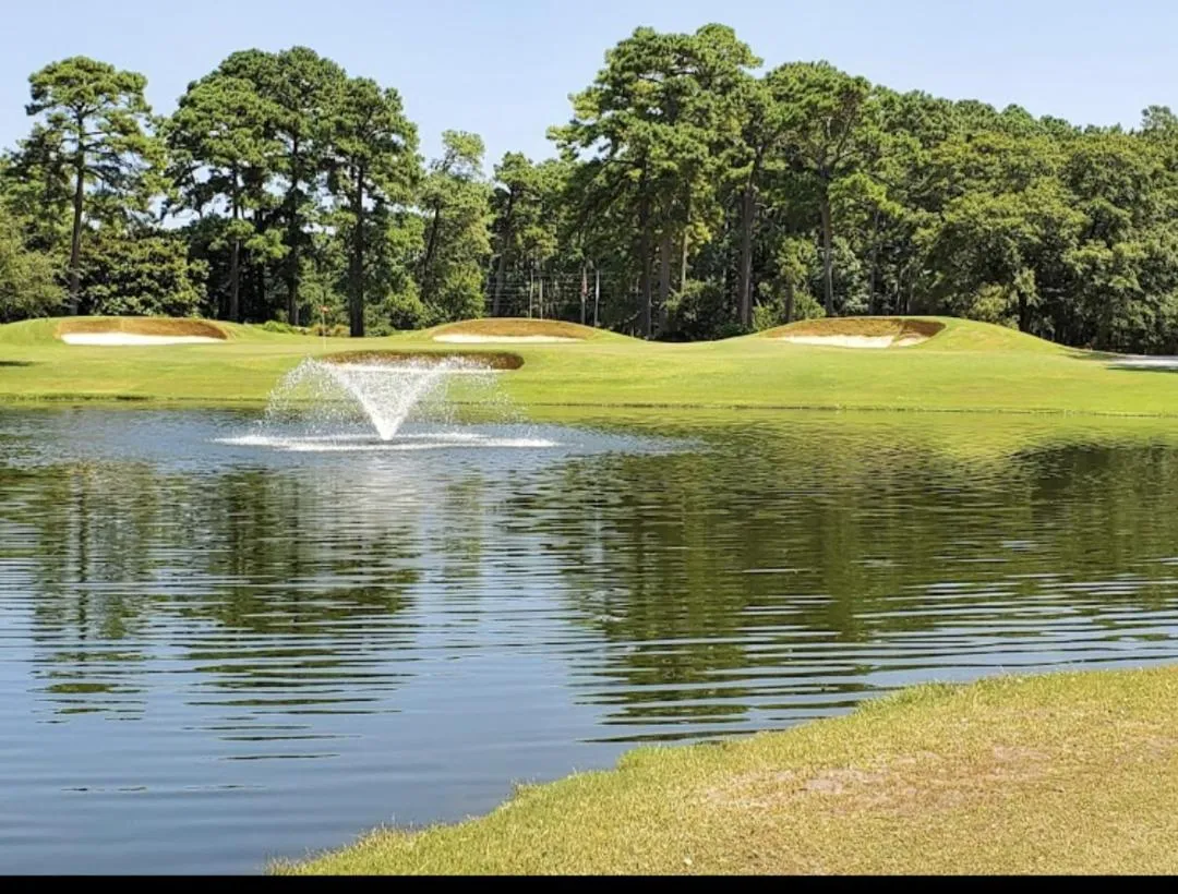 Golfcourse in Crescent Beauty
