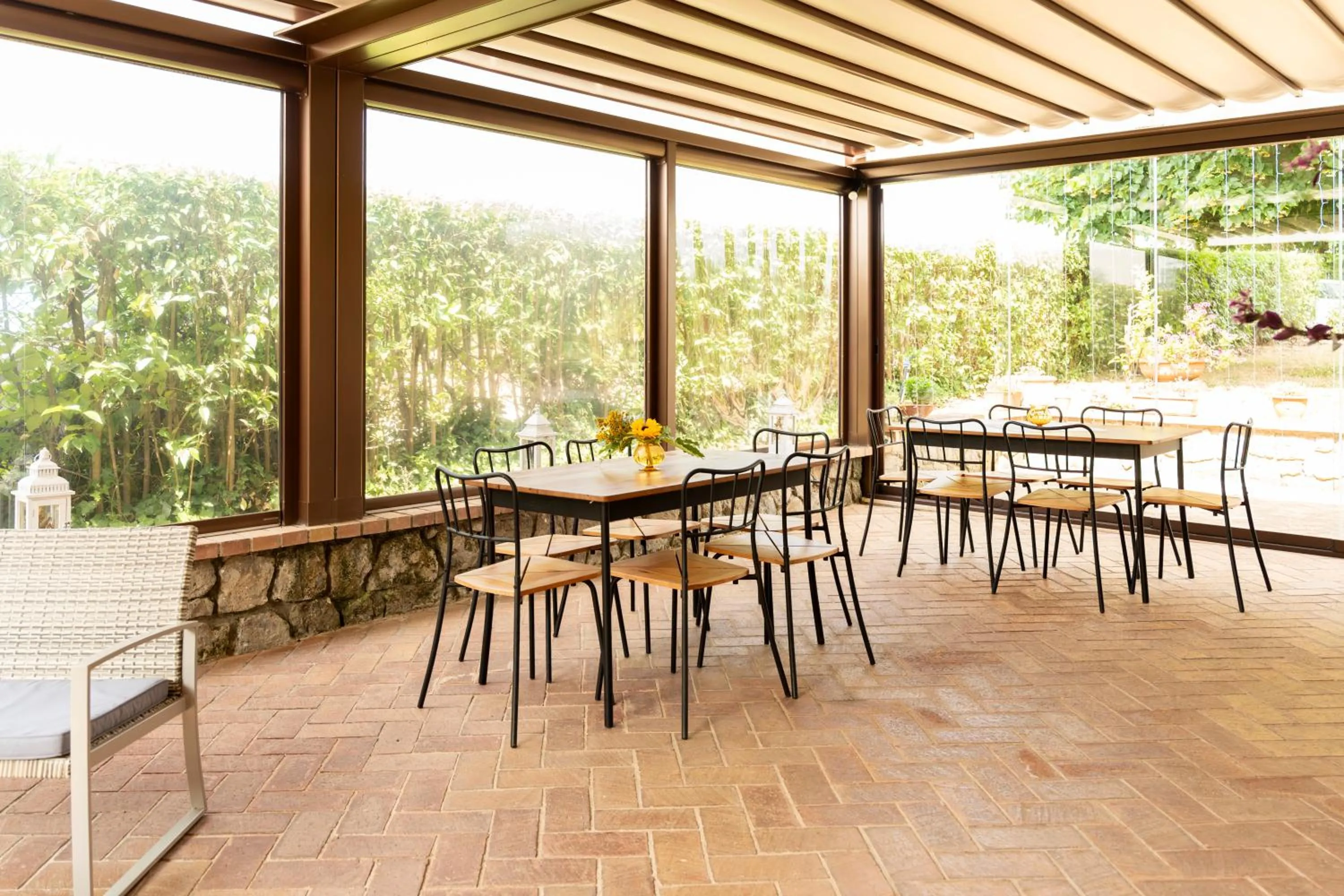 Patio in B&B Casale Ansamagi Relax & Pool