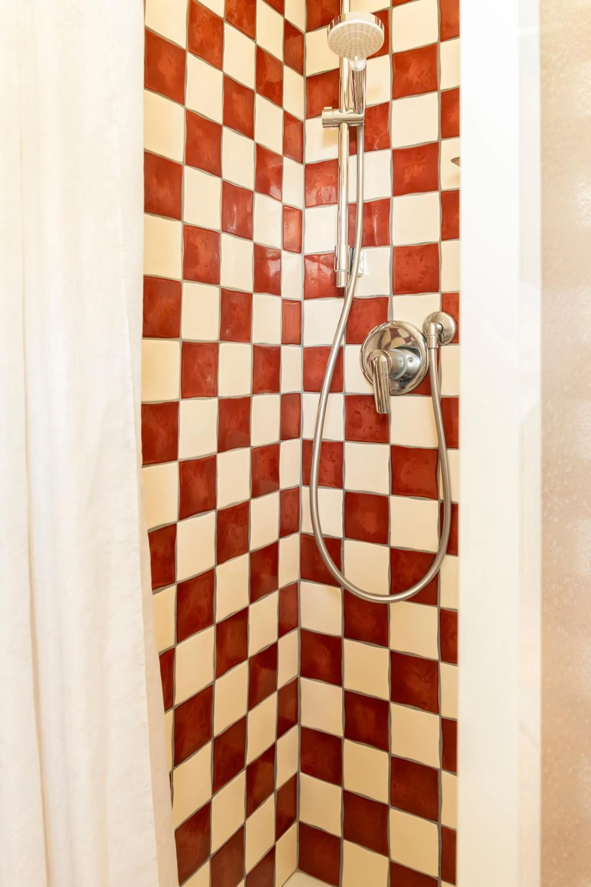 Shower in B&B Casale Ansamagi Relax & Pool